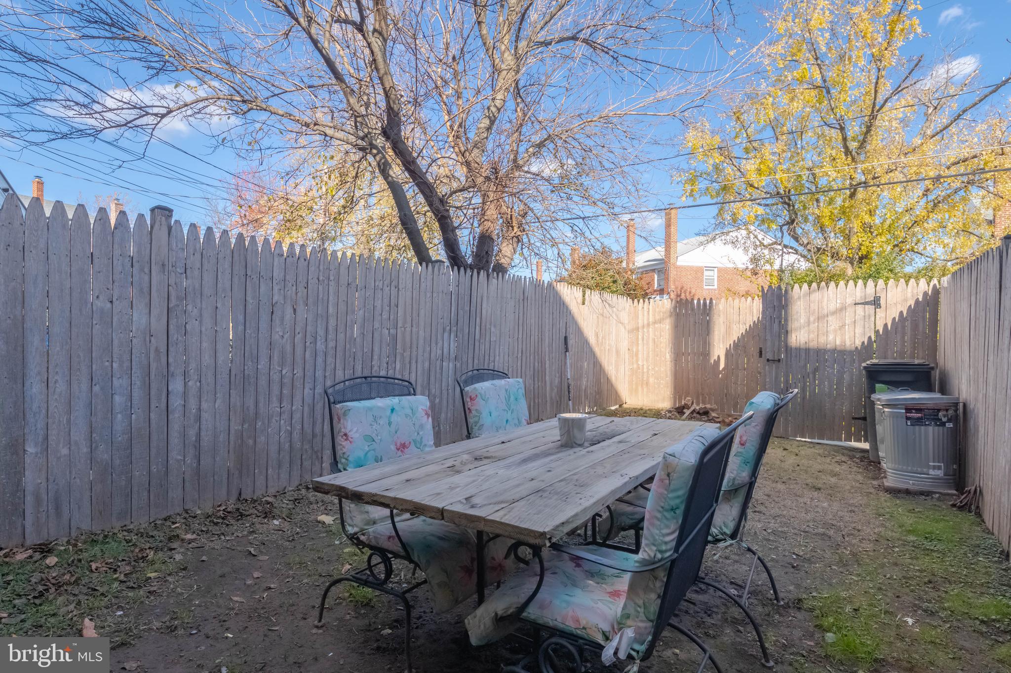 MIDDLESEX - Residential