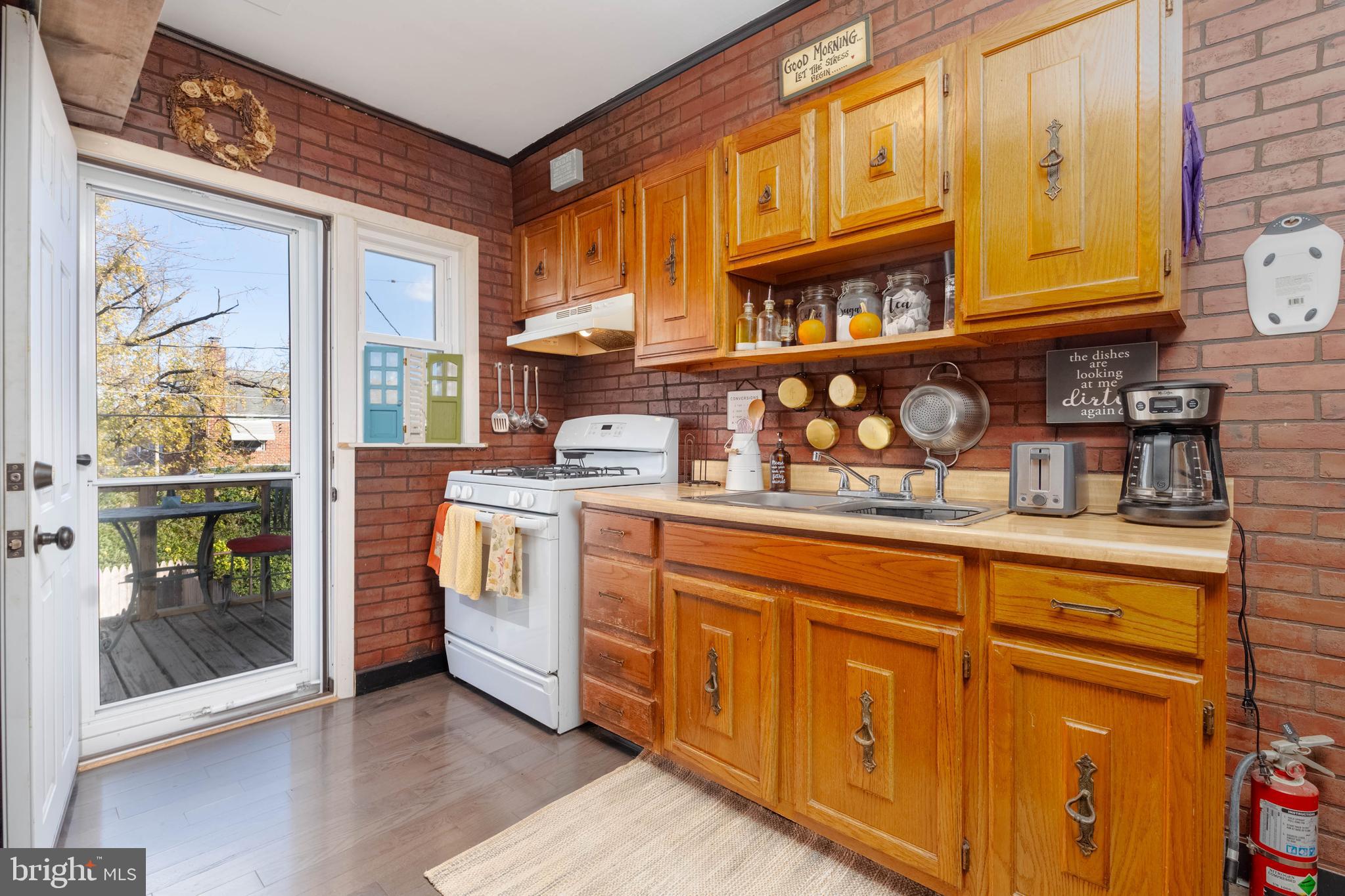 MIDDLESEX - Residential