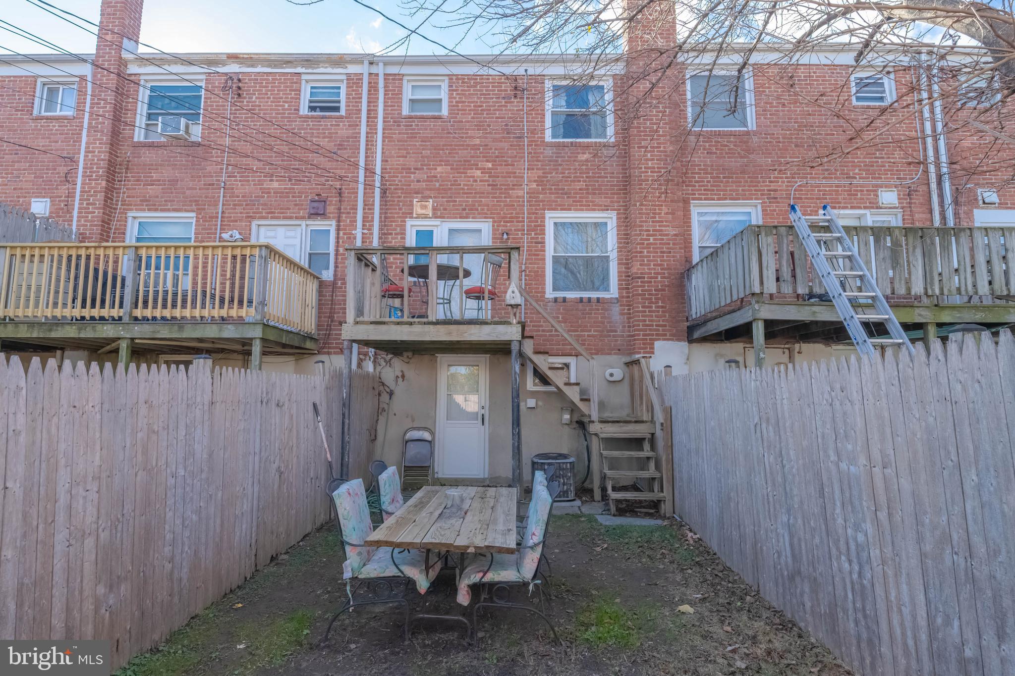 MIDDLESEX - Residential