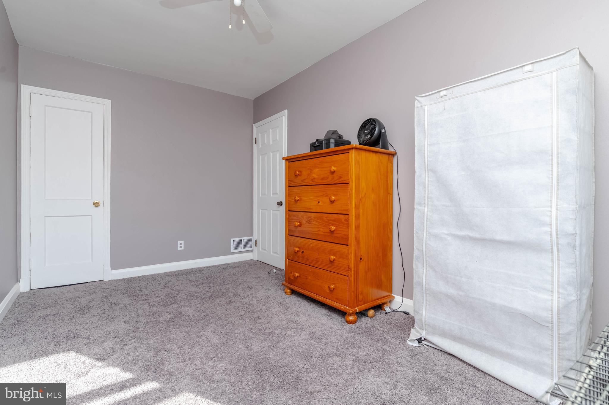 MIDDLESEX - Residential