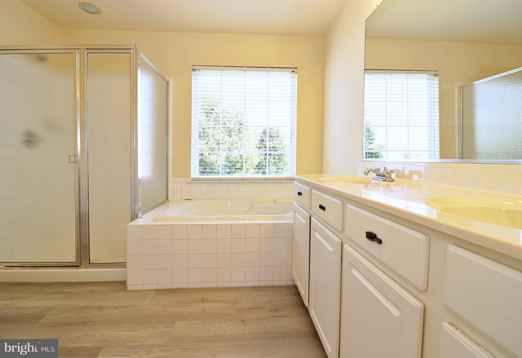 HUNTFIELD - Residential