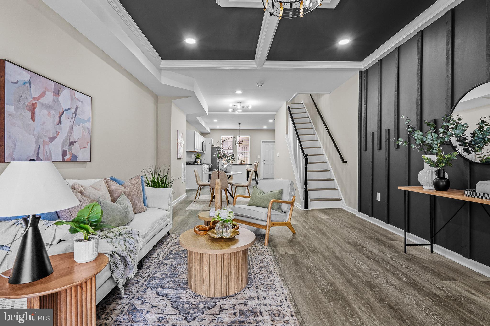 BROADWAY EAST - Residential
