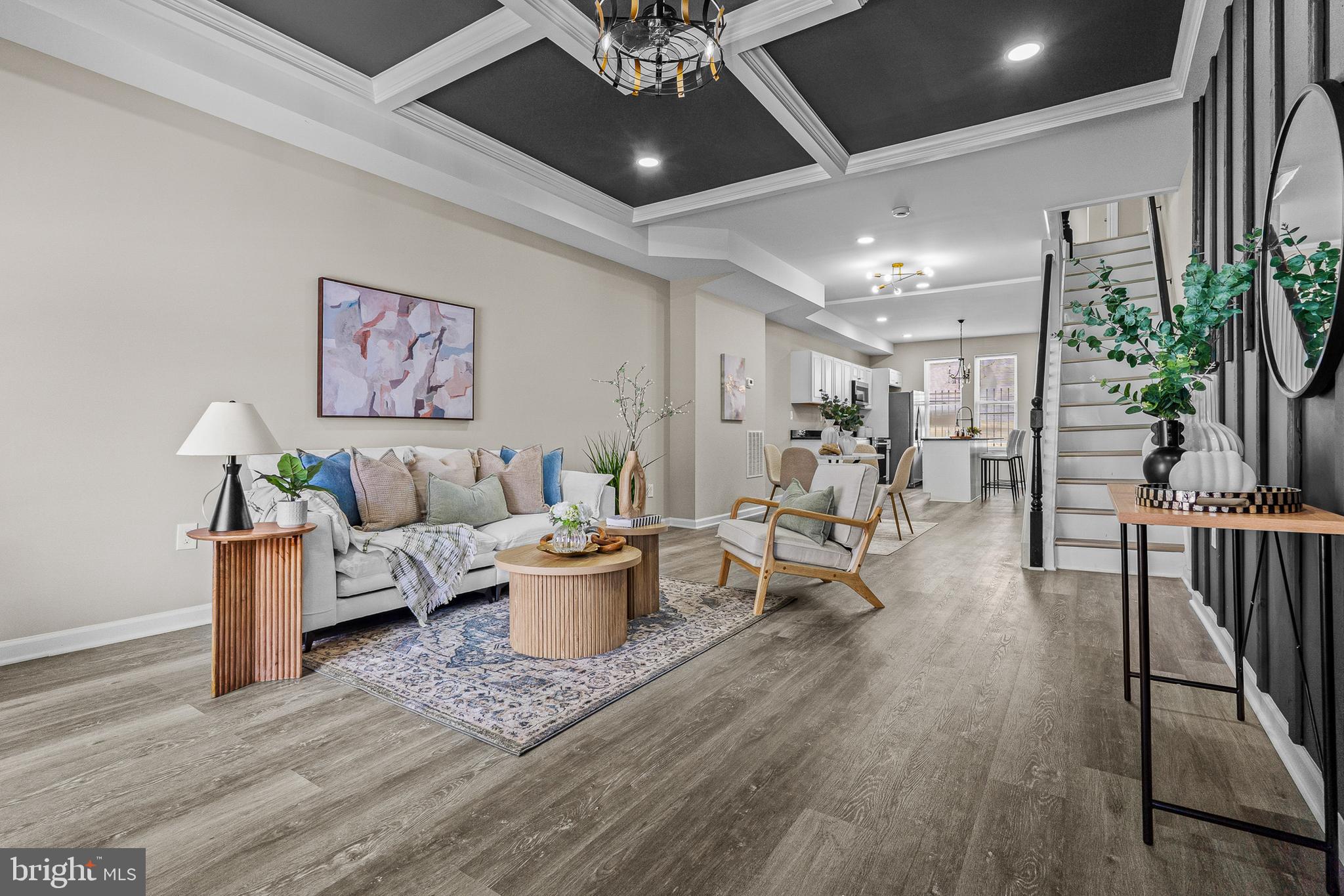 BROADWAY EAST - Residential