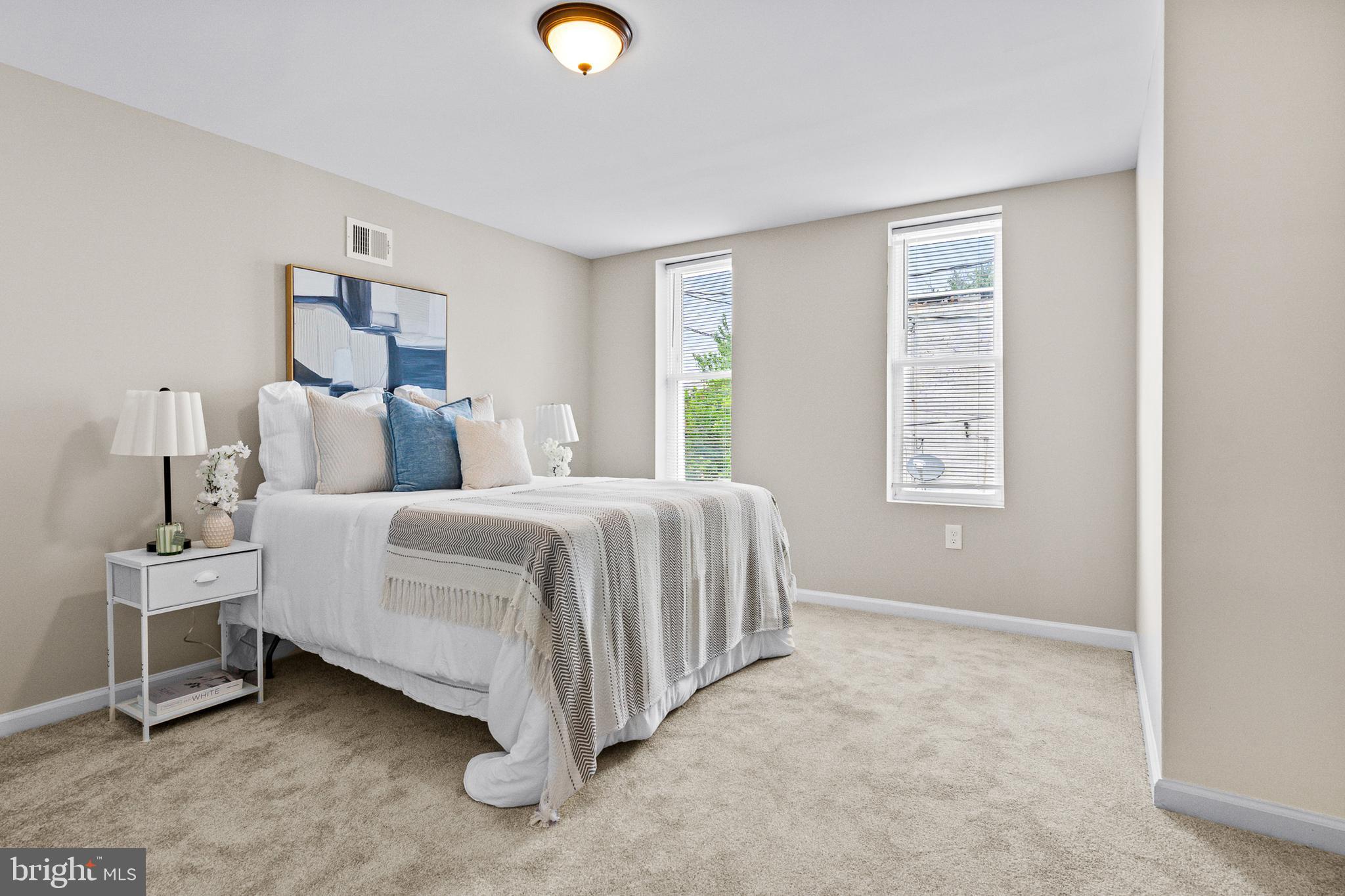 BROADWAY EAST - Residential