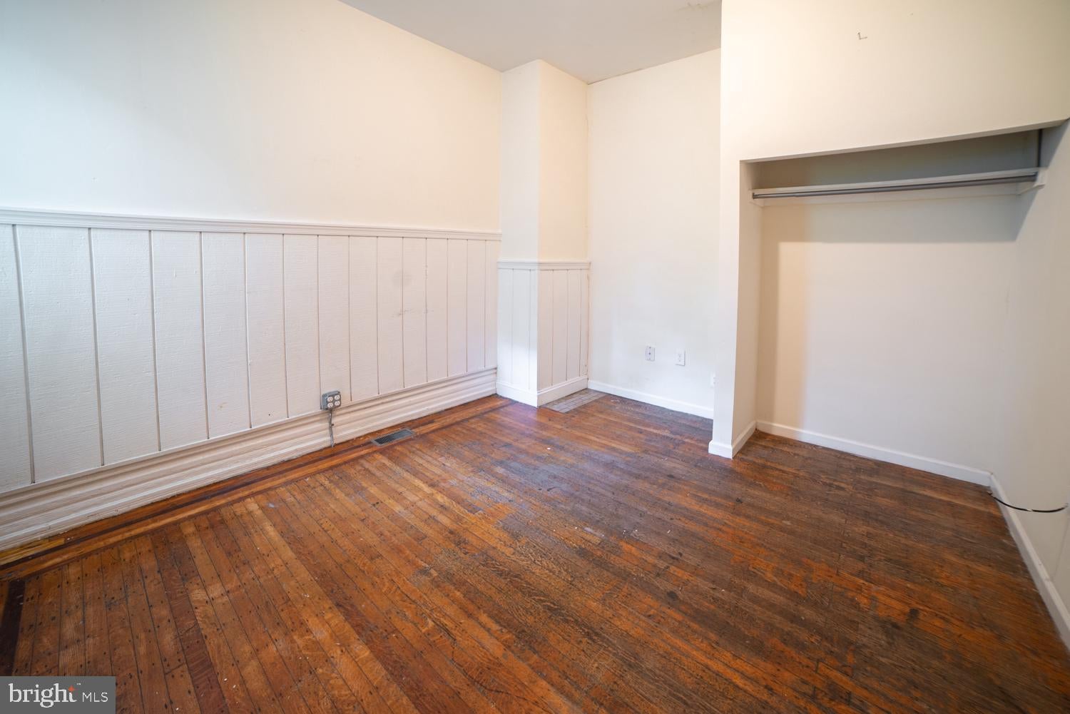 1850 N 16TH STREET