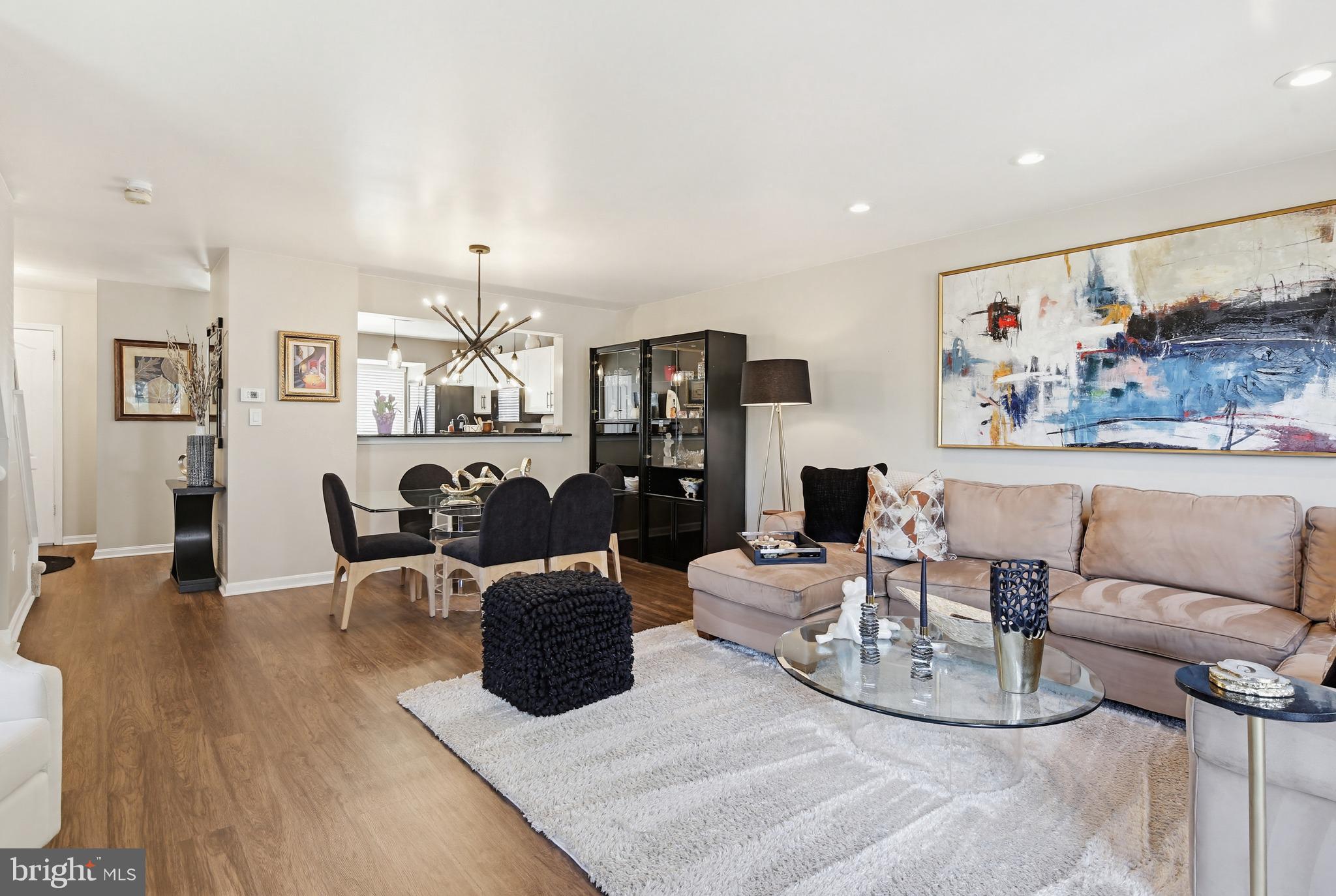 TIMBERGROVE - Residential