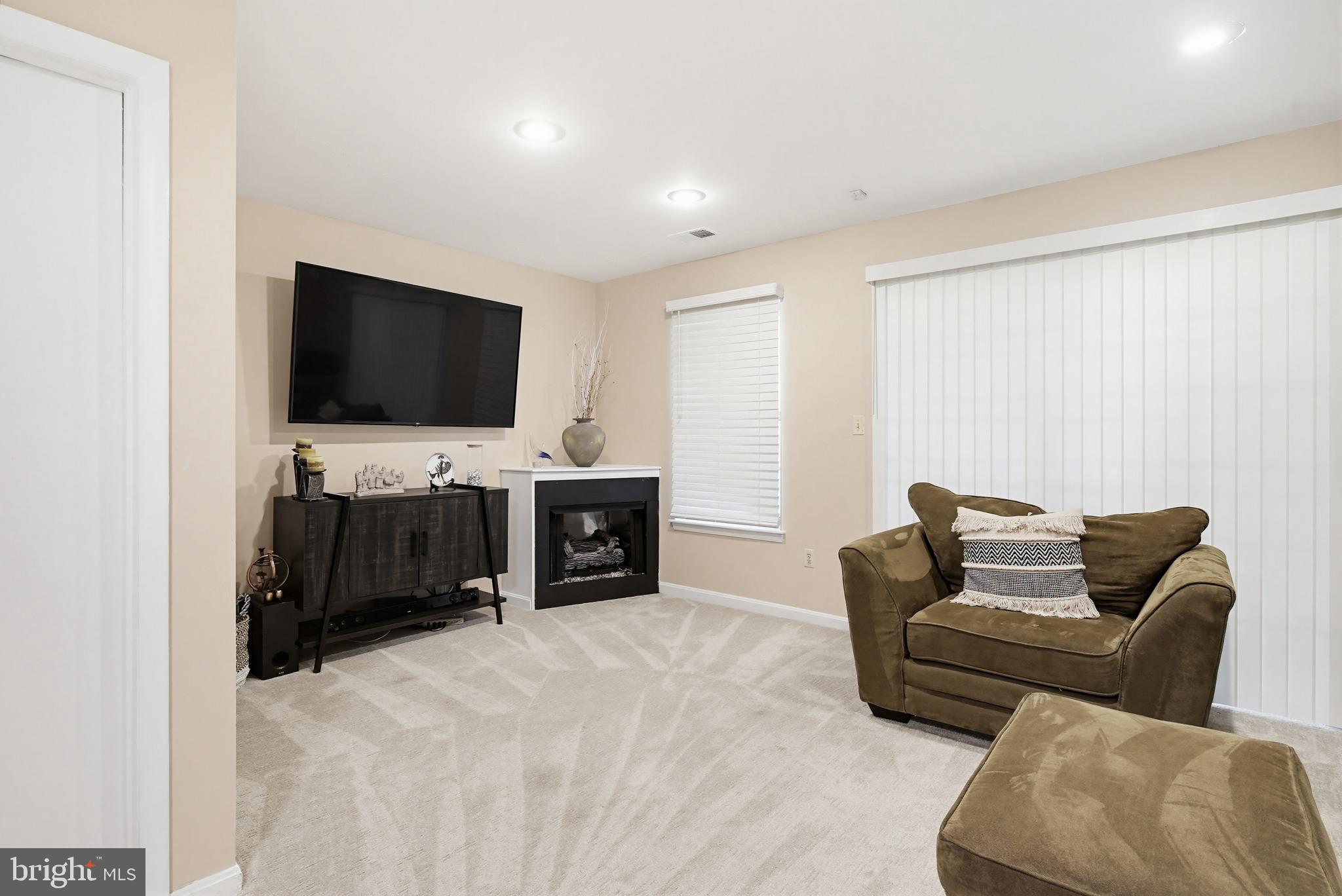 TIMBERGROVE - Residential