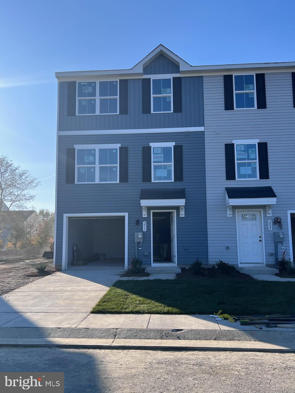 HERON POINT - Residential