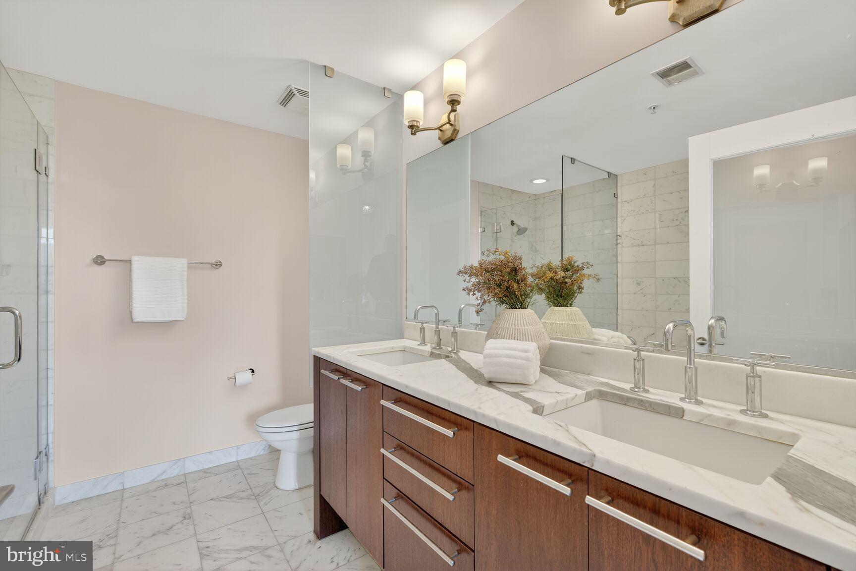 COURTHOUSE - Residential Lease