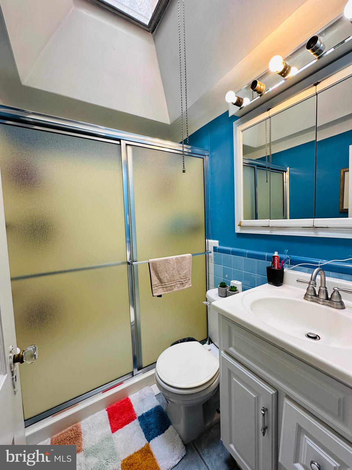 OXFORD CIRCLE - Residential