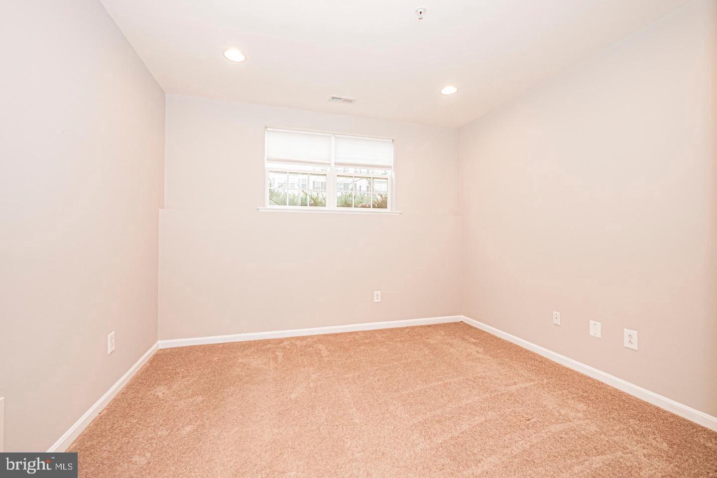 GREENWAY VILLAGE - Residential Lease