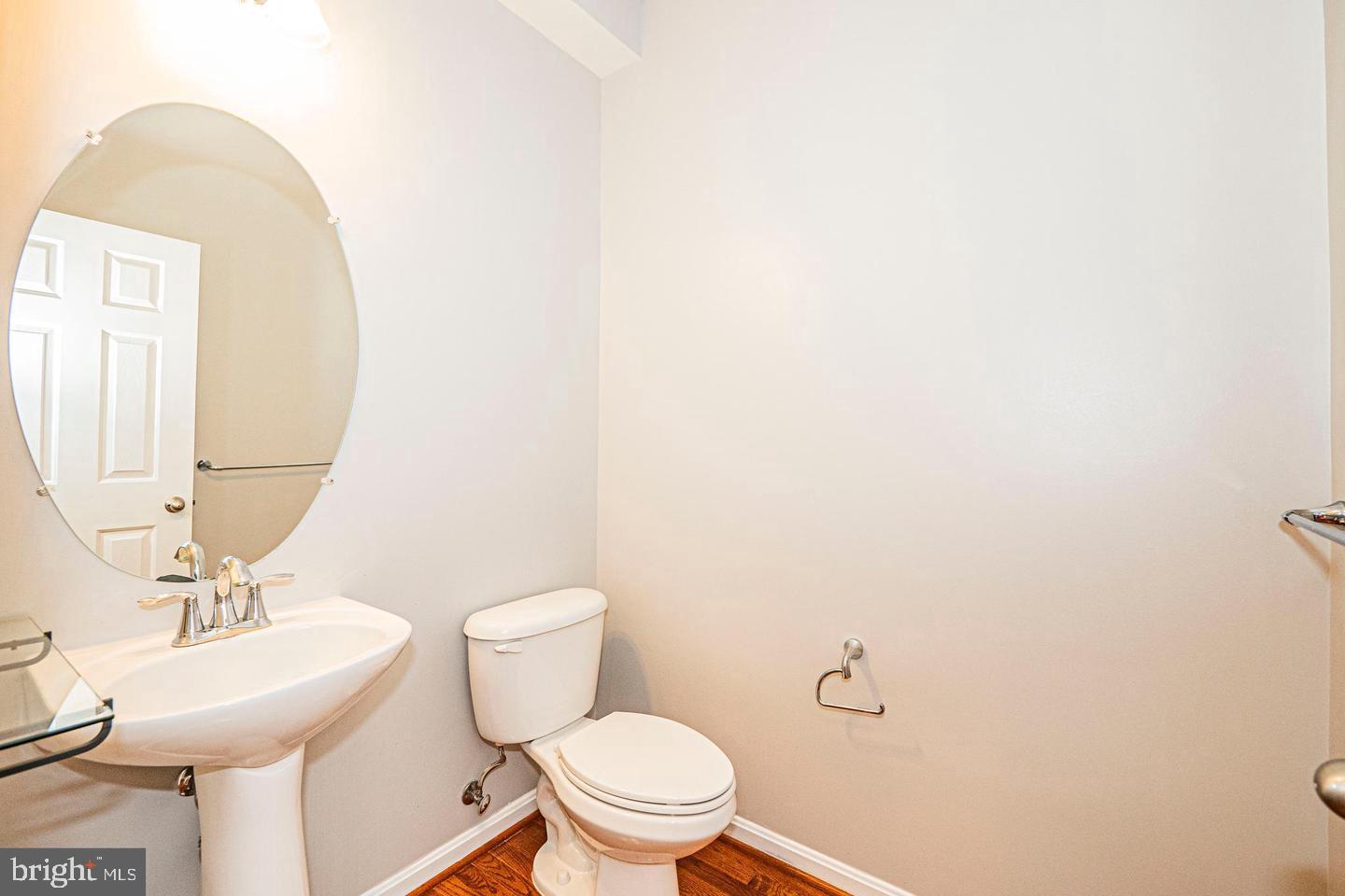 GREENWAY VILLAGE - Residential Lease