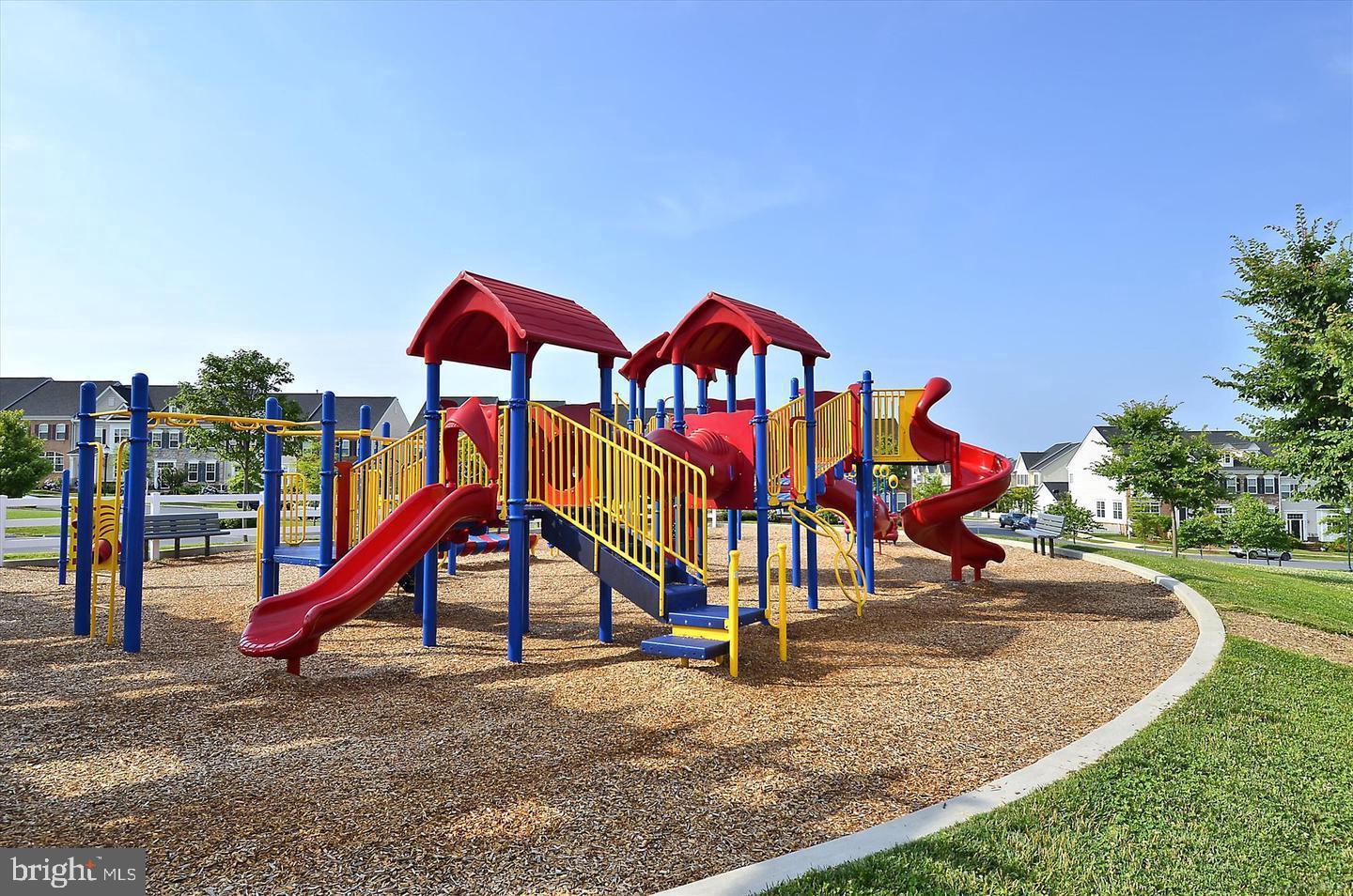 GREENWAY VILLAGE - Residential Lease