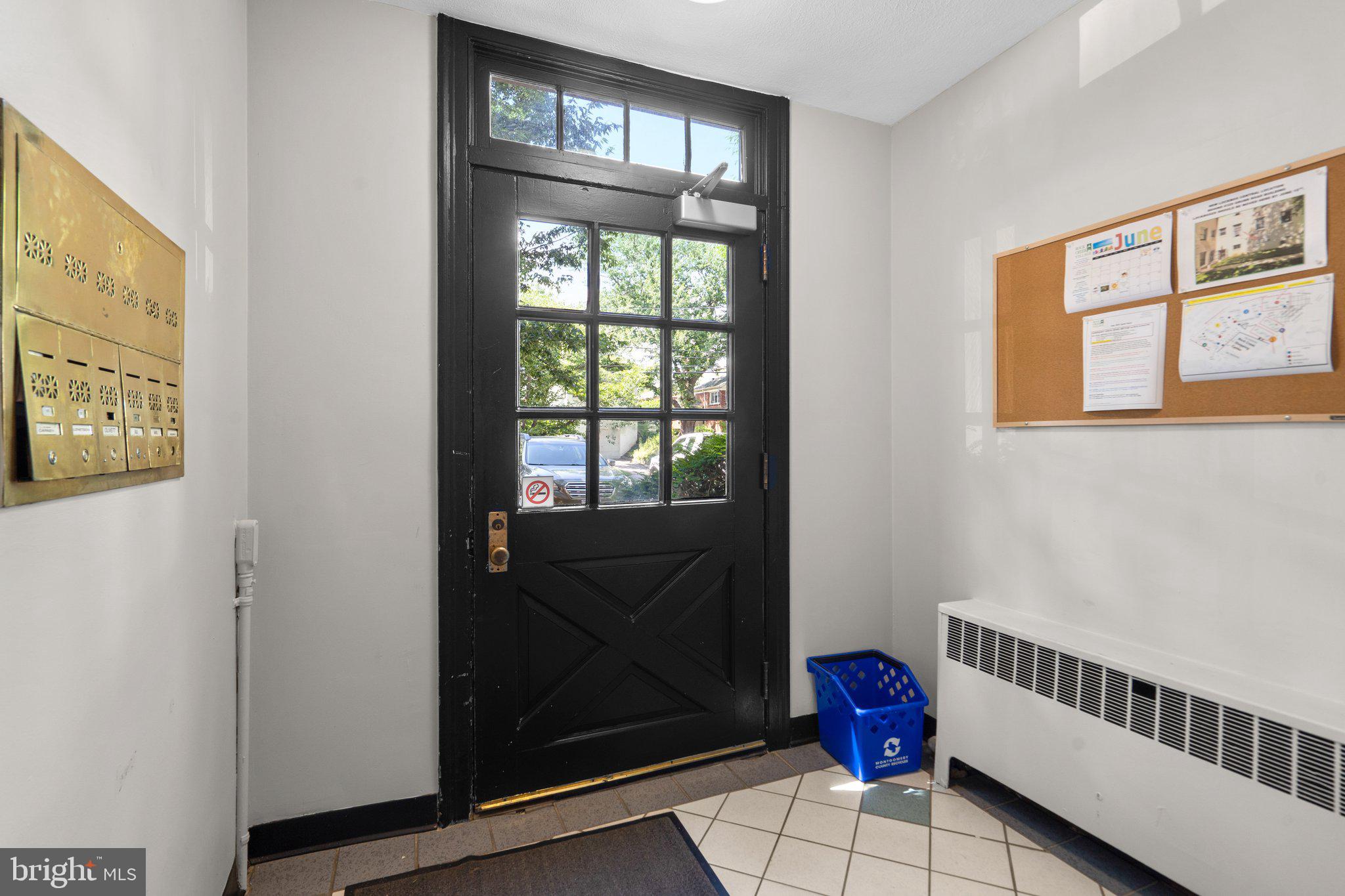 ROCK CREEK VILLAGE CONDOMINIUMS - Residential