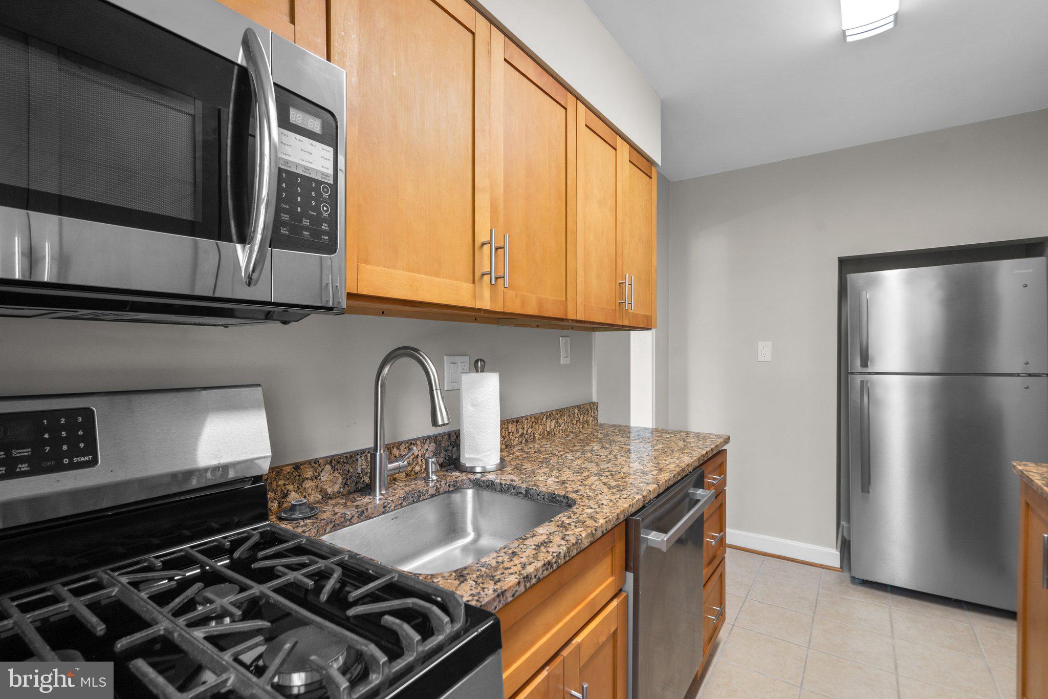 ROCK CREEK VILLAGE CONDOMINIUMS - Residential