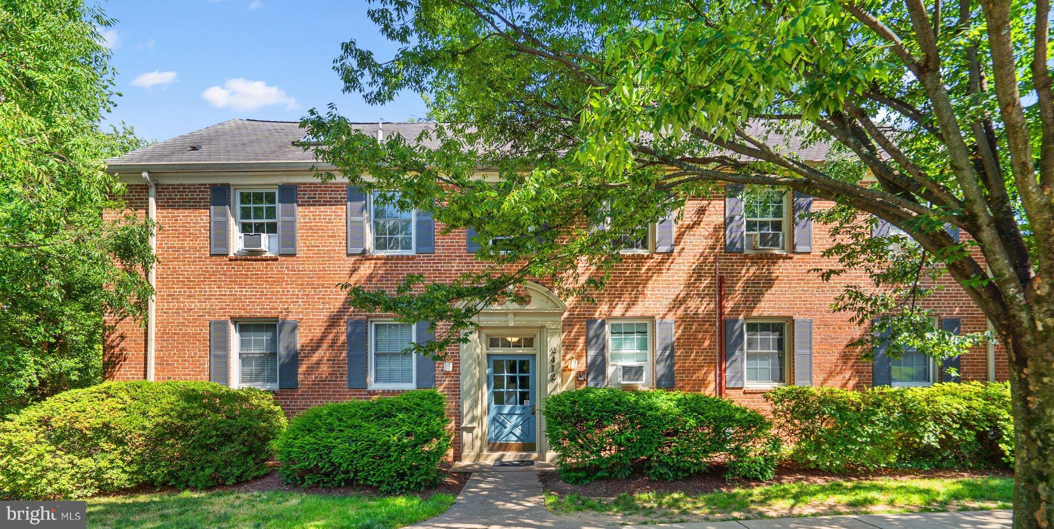 ROCK CREEK VILLAGE CONDOMINIUMS - Residential