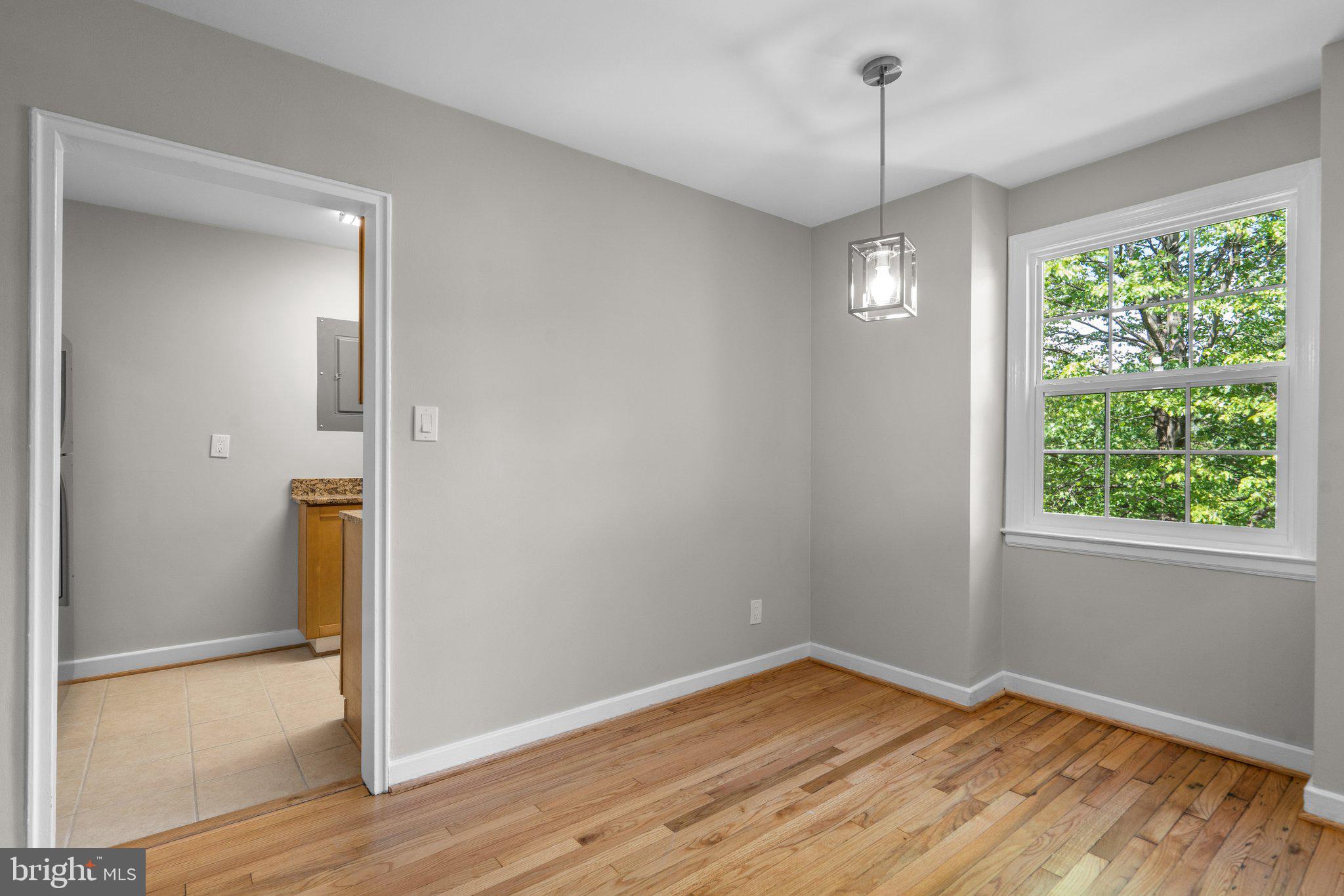 ROCK CREEK VILLAGE CONDOMINIUMS - Residential