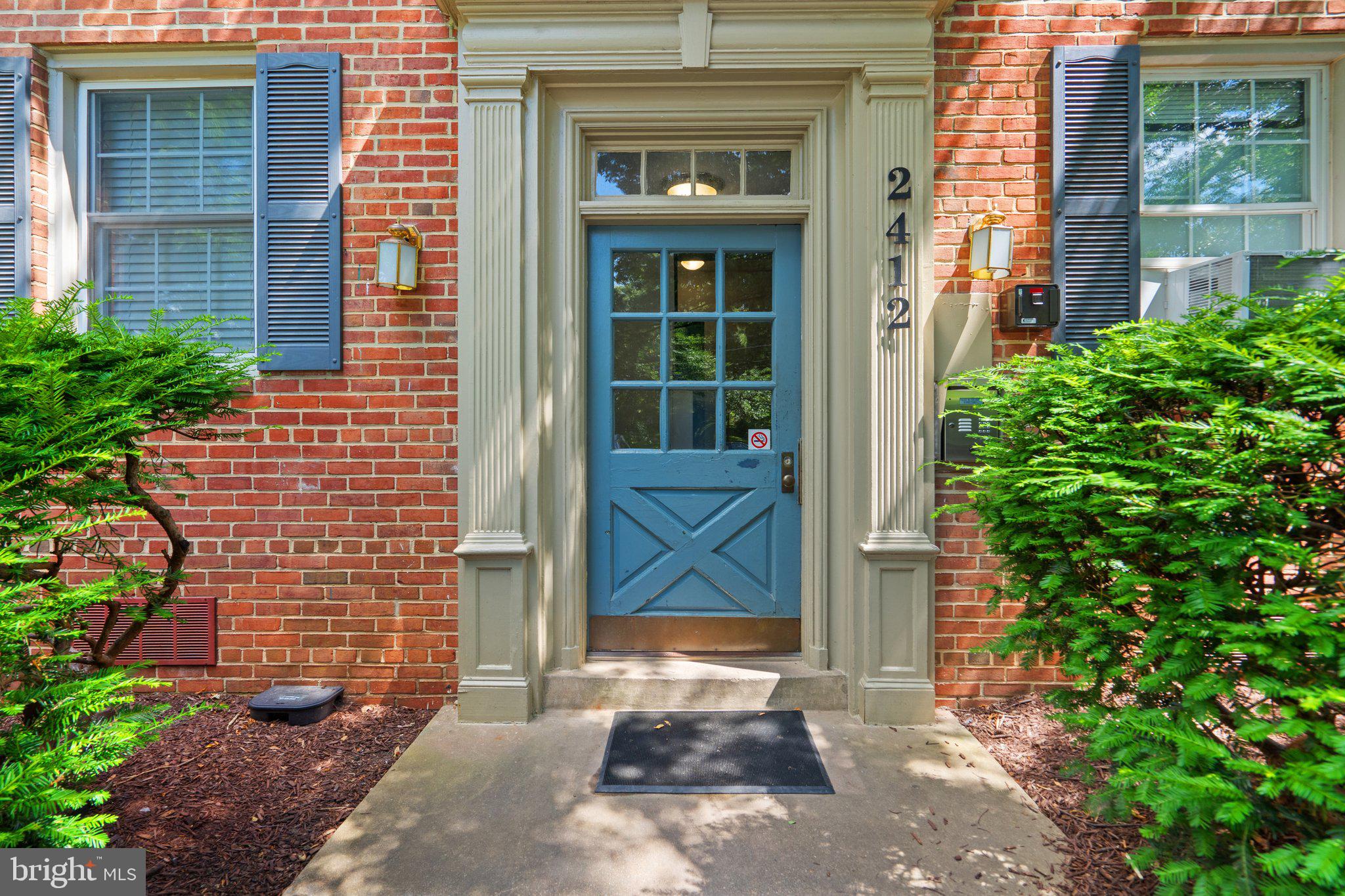 ROCK CREEK VILLAGE CONDOMINIUMS - Residential