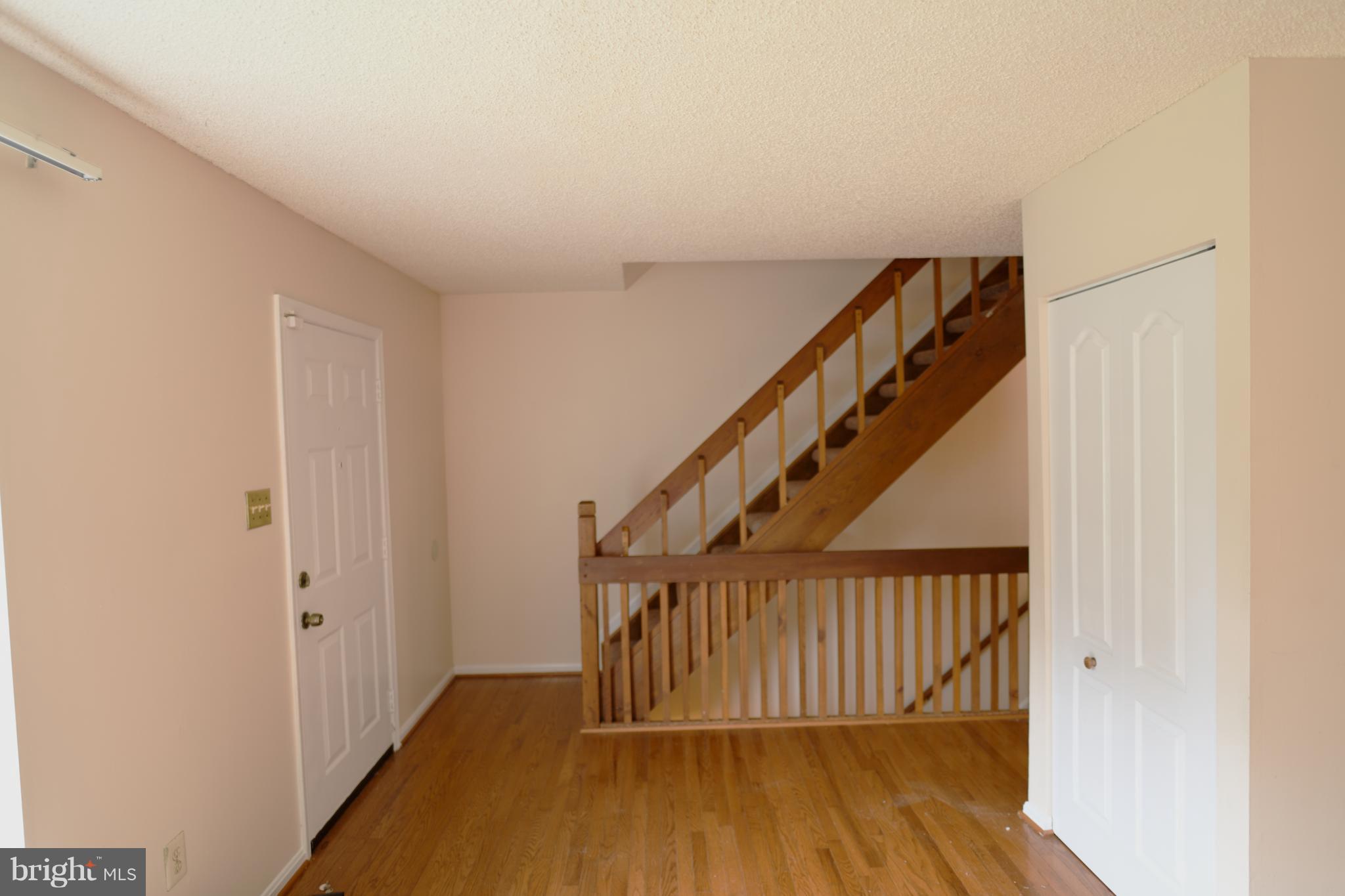 ENTERPRISE KNOLLS-PLAT S - Residential Lease