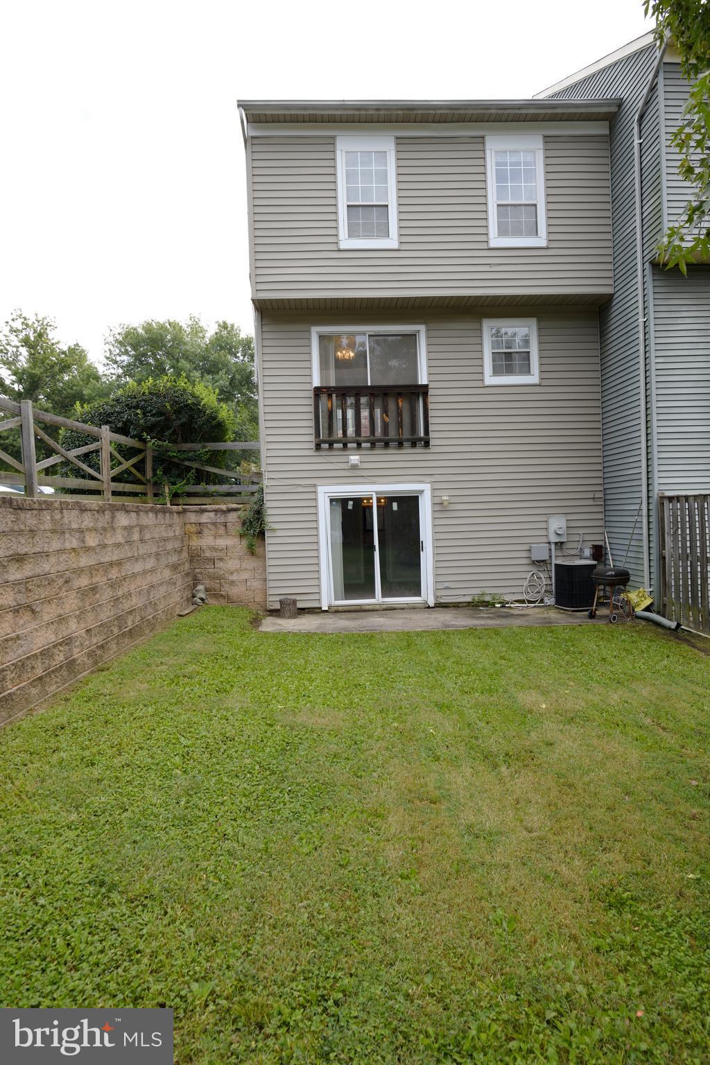 ENTERPRISE KNOLLS-PLAT S - Residential Lease