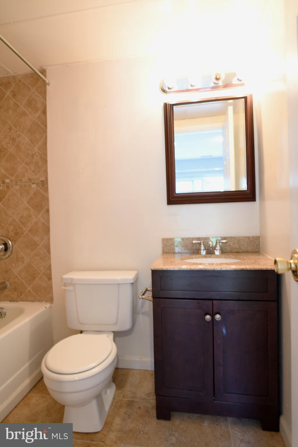 ENTERPRISE KNOLLS-PLAT S - Residential Lease