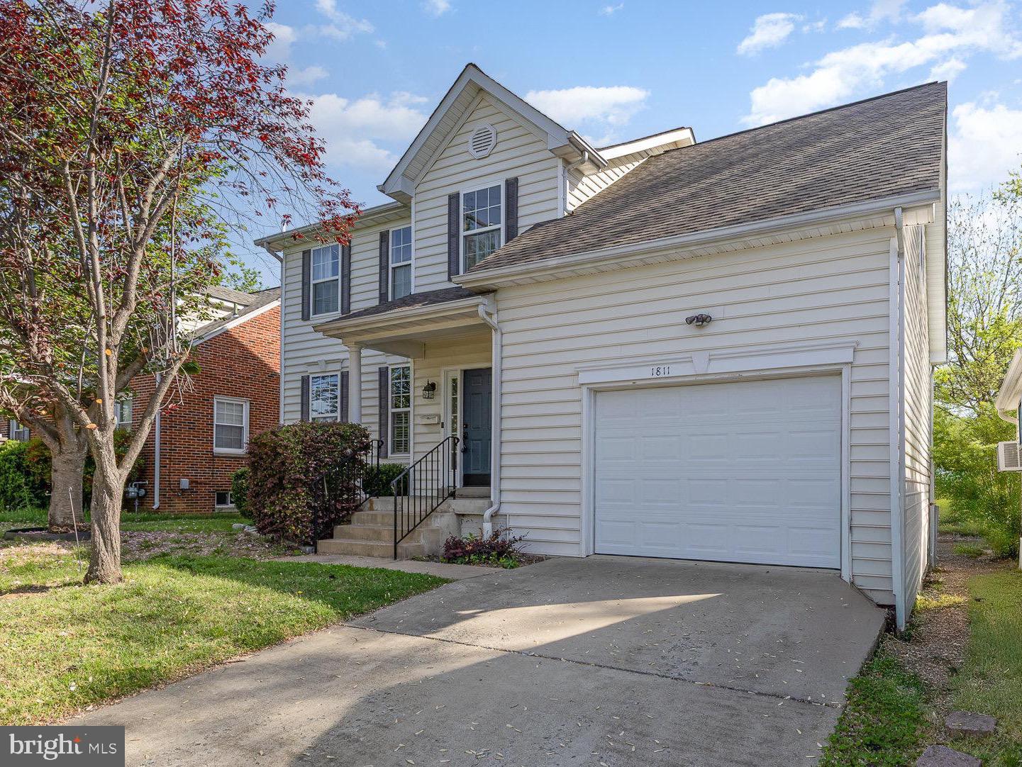 Available this August, this beautifully maintained Colonial is located in the desirable College Heights neighborhood, just minutes from the University of Mary Washington and historic downtown Fredericksburg. Offering four bedrooms, two and a half bathrooms, and three finished levels, this home provides generous living space throughout.
The owner's suite features vaulted ceilings, a walk-in closet, and a newly renovated ensuite bathroom with double vanities, a luxury soaking tub, and stylish modern finishes. The fully finished basement includes a dedicated theater room, perfect for entertaining or relaxing. Outside, enjoy the spacious fenced backyard with a custom patio and deck—ideal for outdoor gatherings.
Additional features include garage parking, a private driveway, and convenient access to local shops, restaurants, parks, and commuter routes.