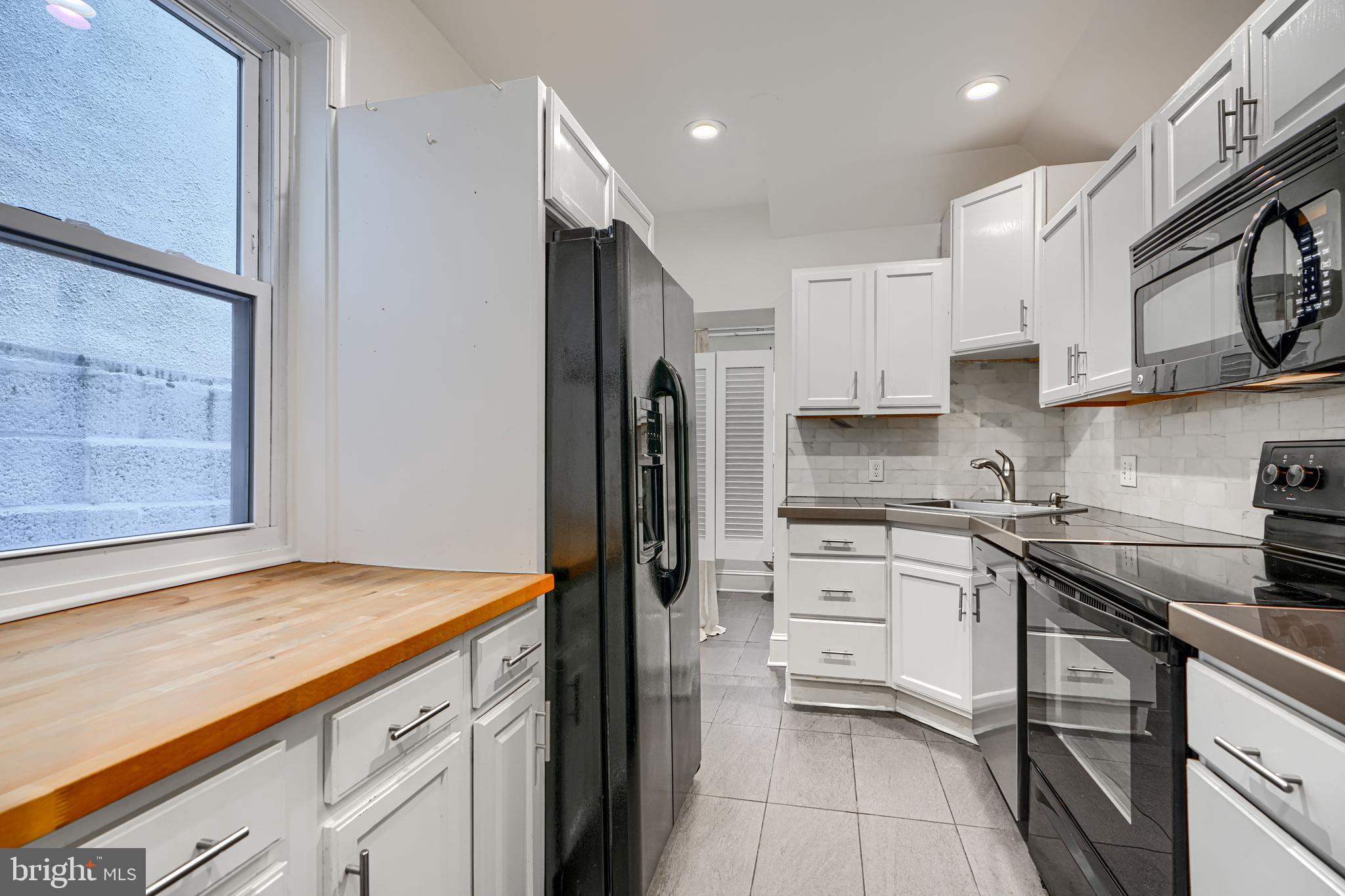 BUTCHERS HILL - Residential