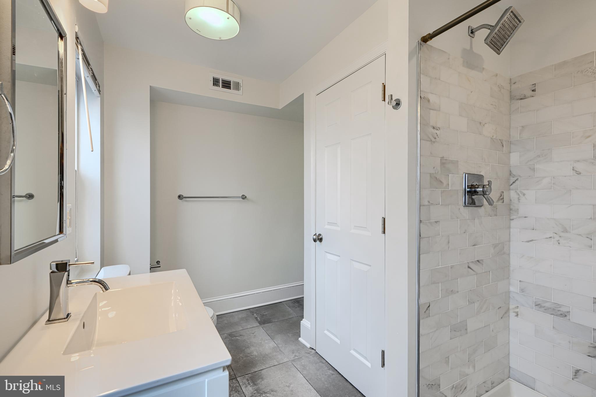 BUTCHERS HILL - Residential