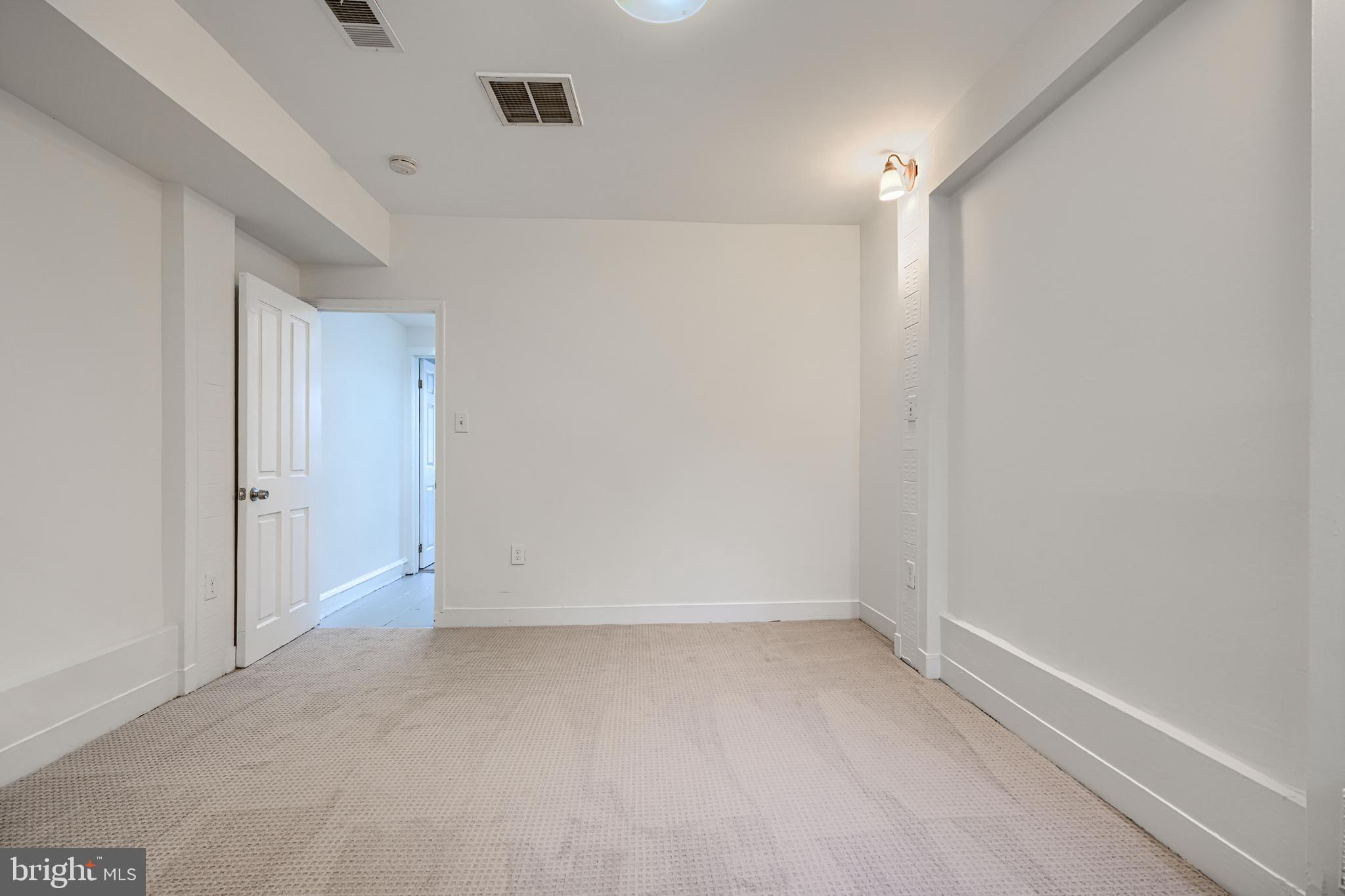 BUTCHERS HILL - Residential