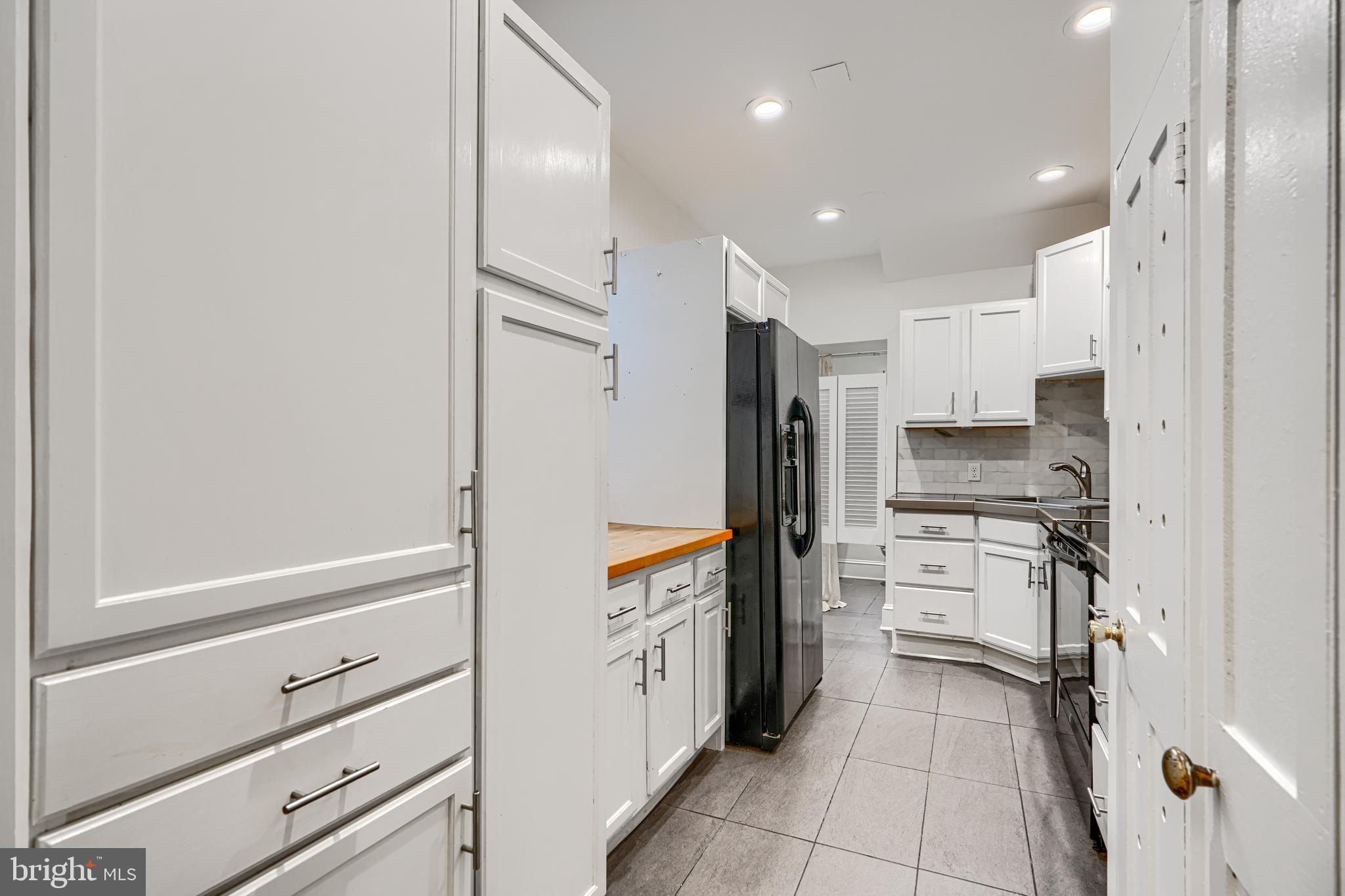 BUTCHERS HILL - Residential