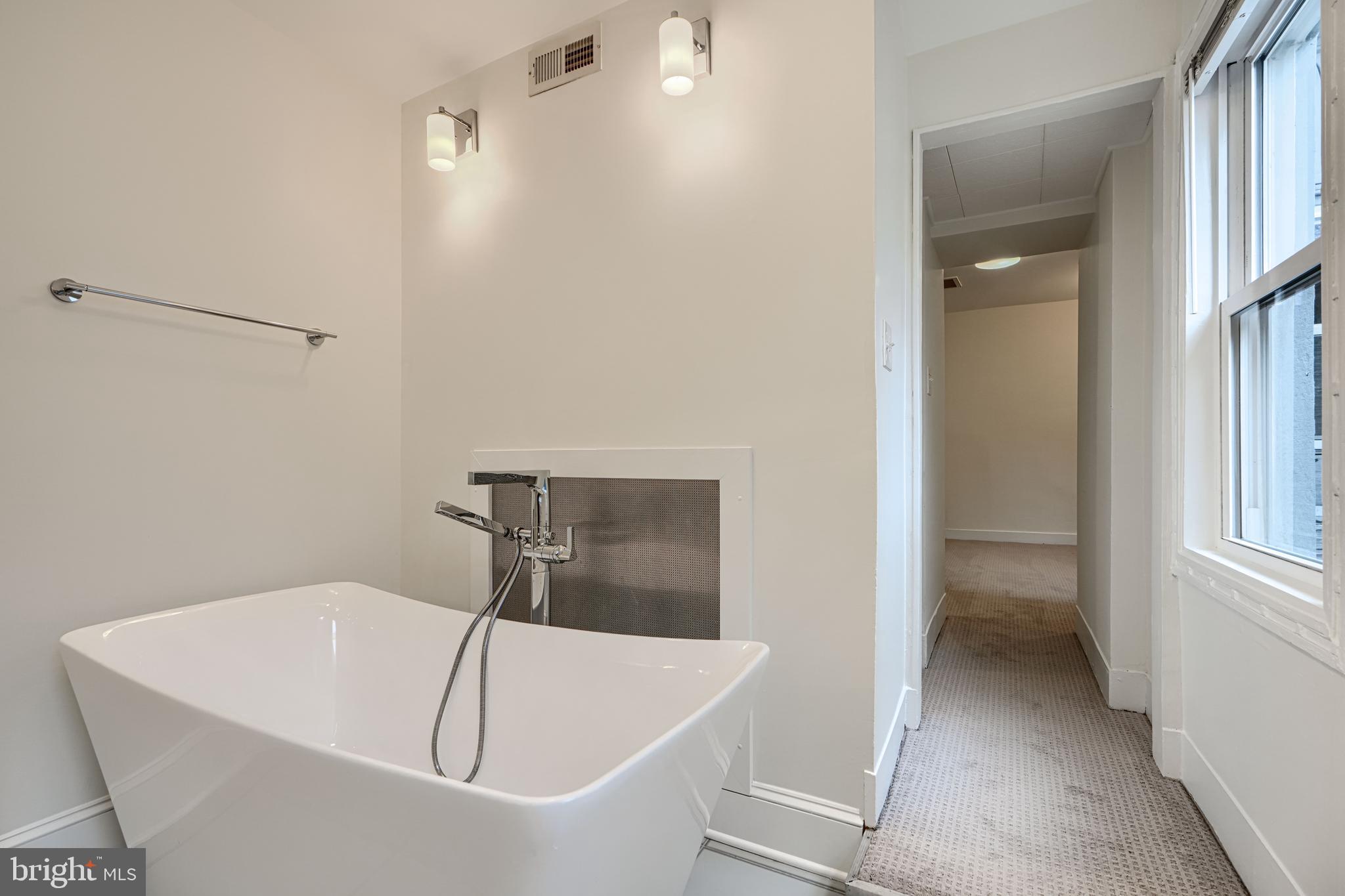 BUTCHERS HILL - Residential