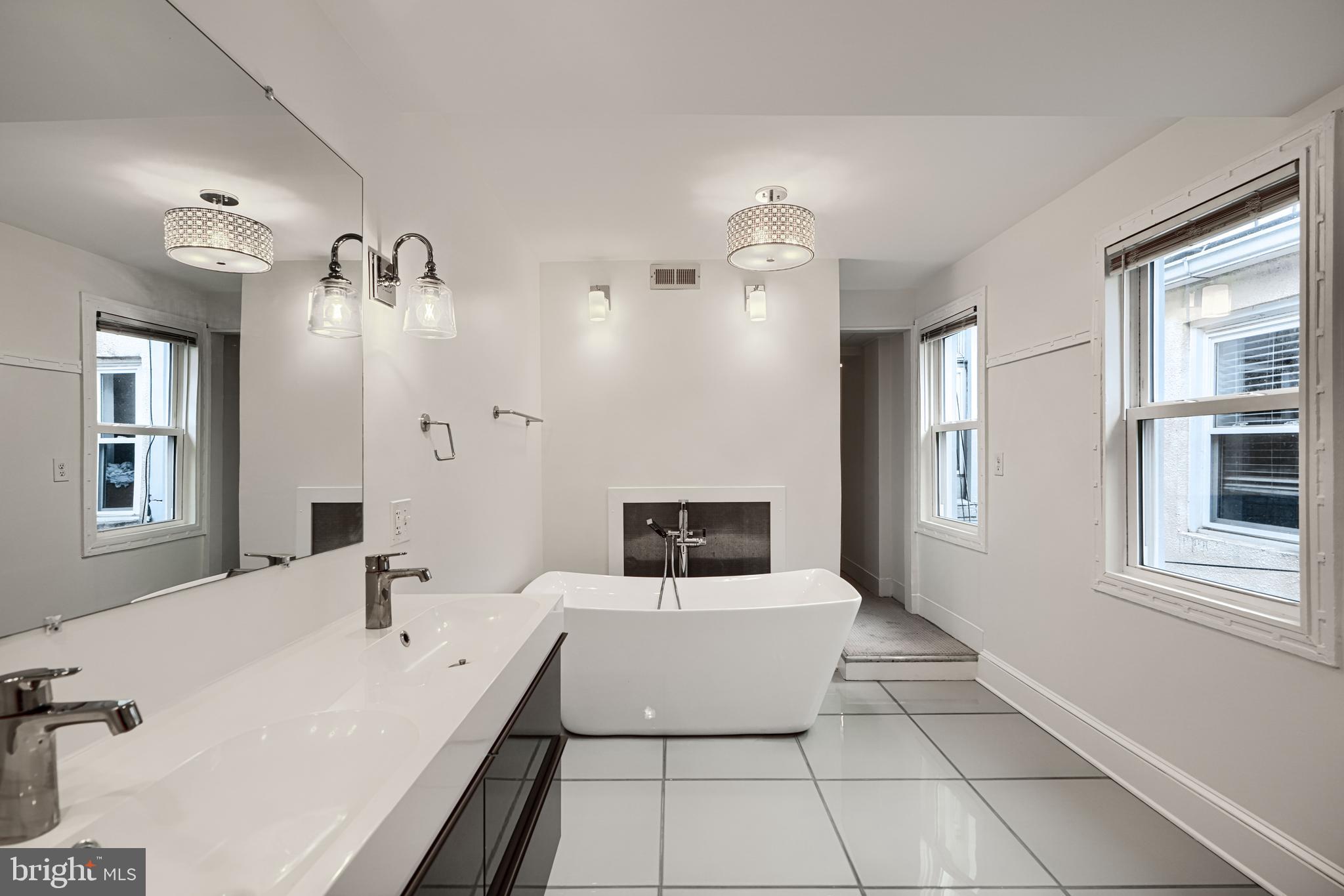 BUTCHERS HILL - Residential