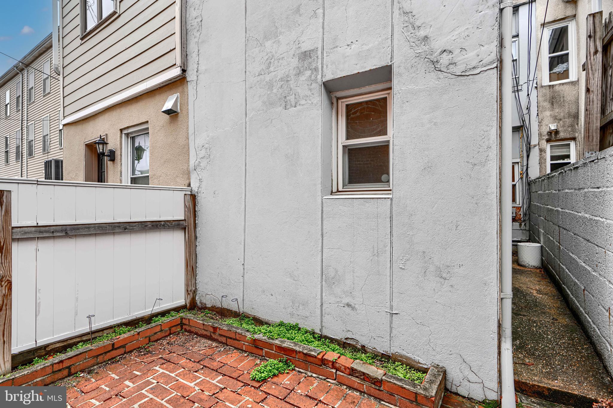 BUTCHERS HILL - Residential