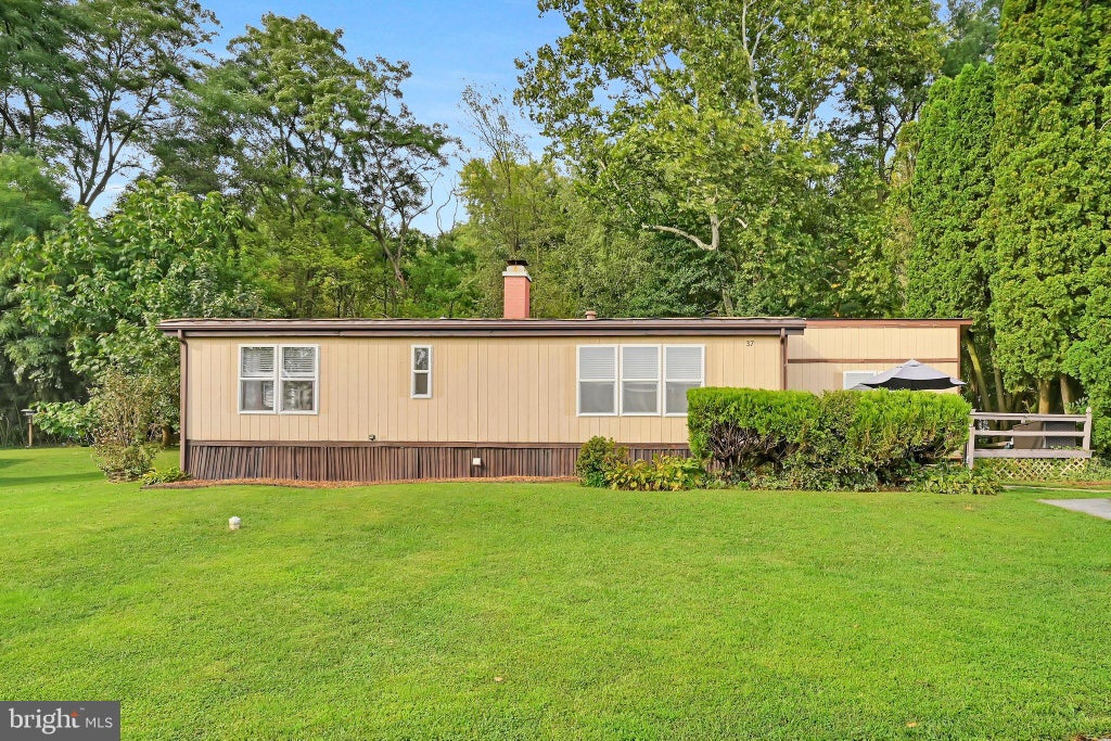 Photo of 37 Kimberly Avenue, NEW PROVIDENCE, PA 17560 (MLS # PALA2095712)