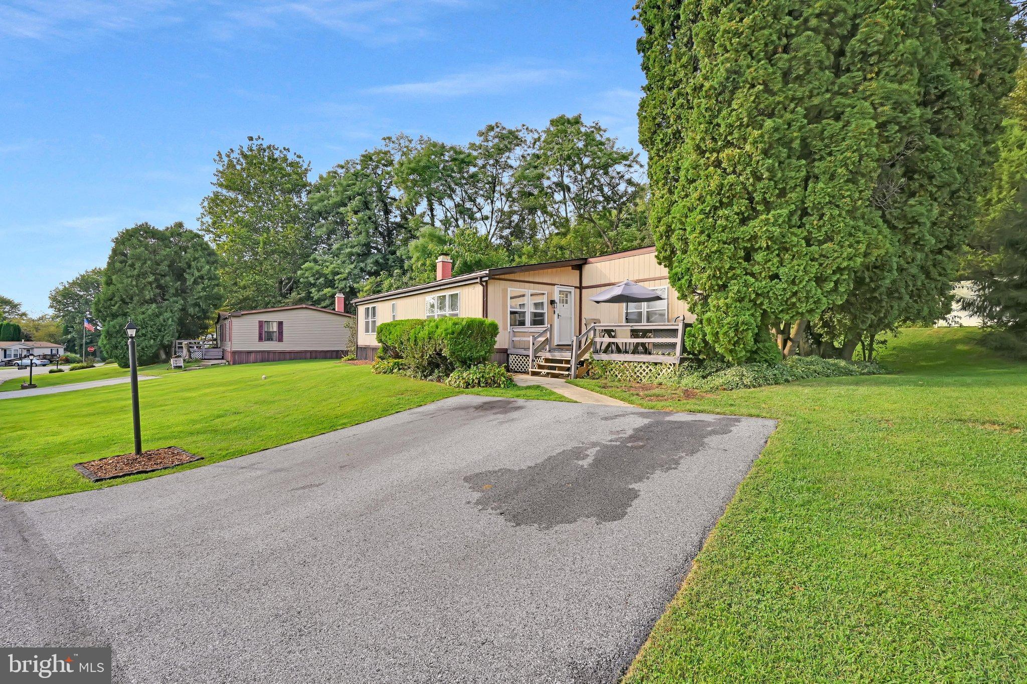 37 KIMBERLY AVENUE