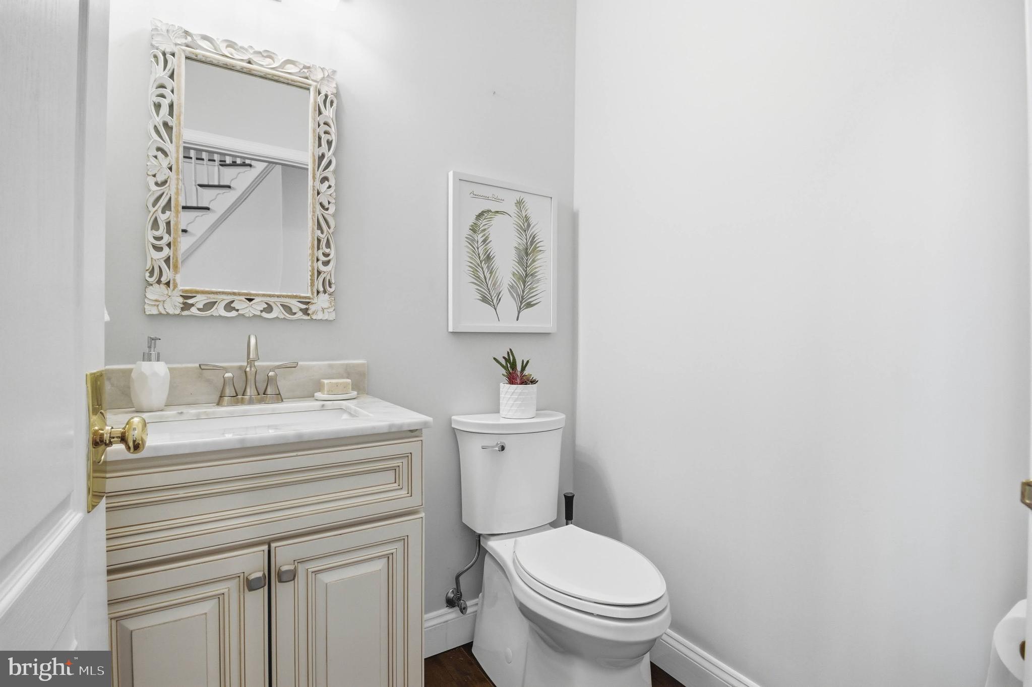 OAKTON RIDGE - Residential