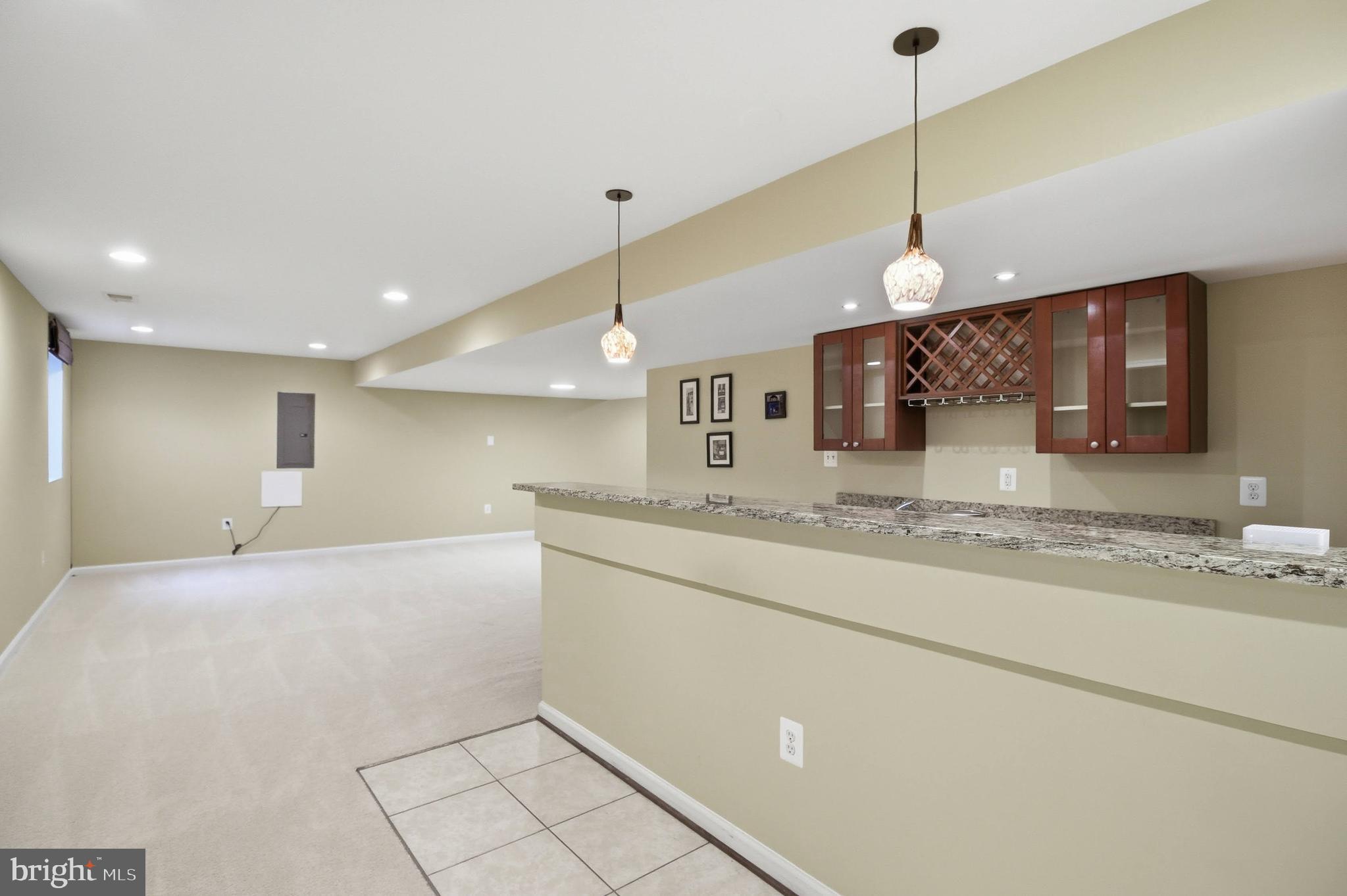 OAKTON RIDGE - Residential