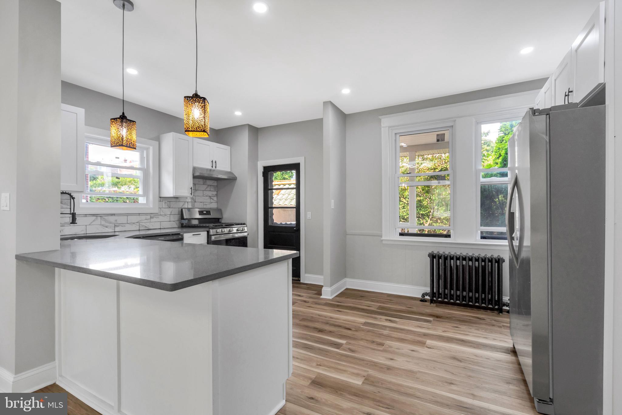 LANSDOWNE PARK - Residential