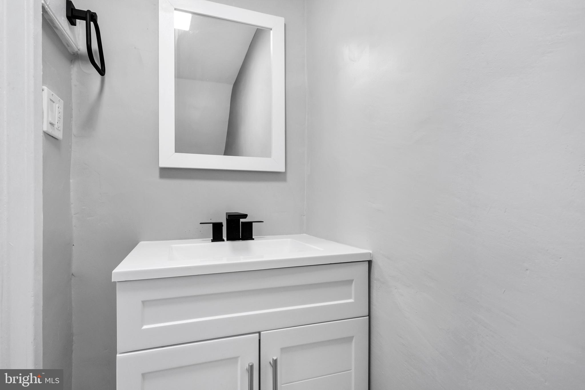 LANSDOWNE PARK - Residential