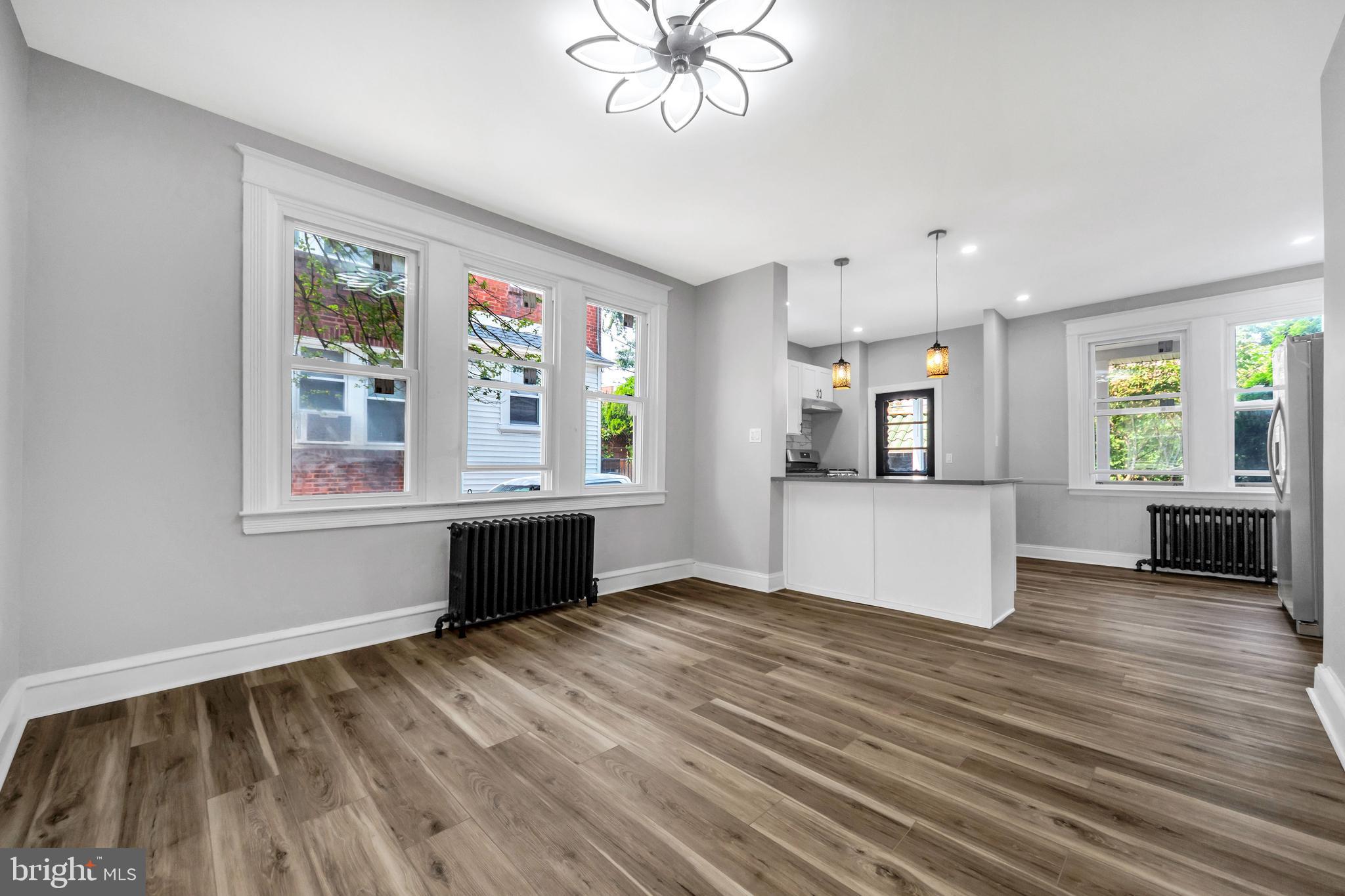 LANSDOWNE PARK - Residential