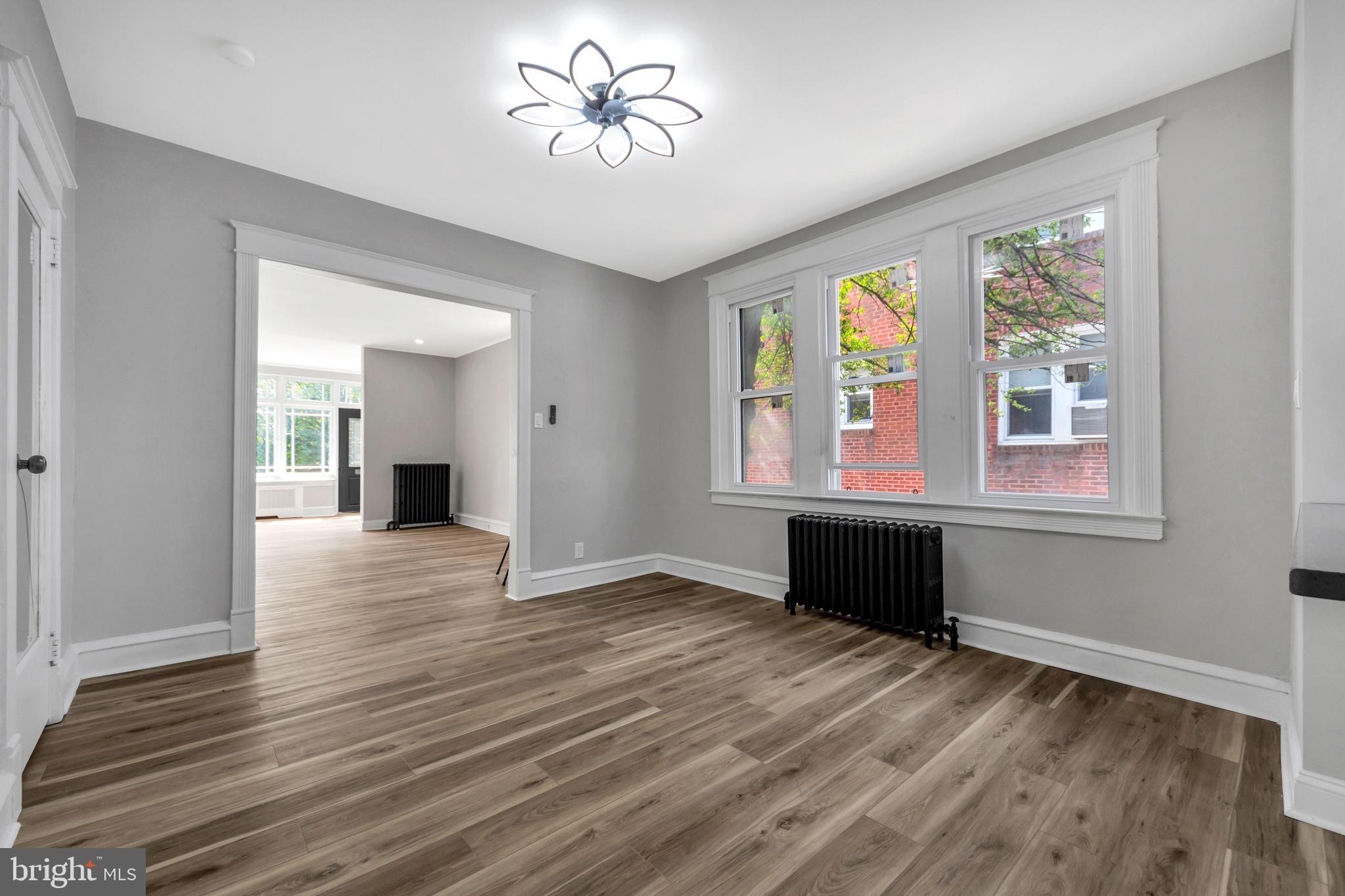 LANSDOWNE PARK - Residential