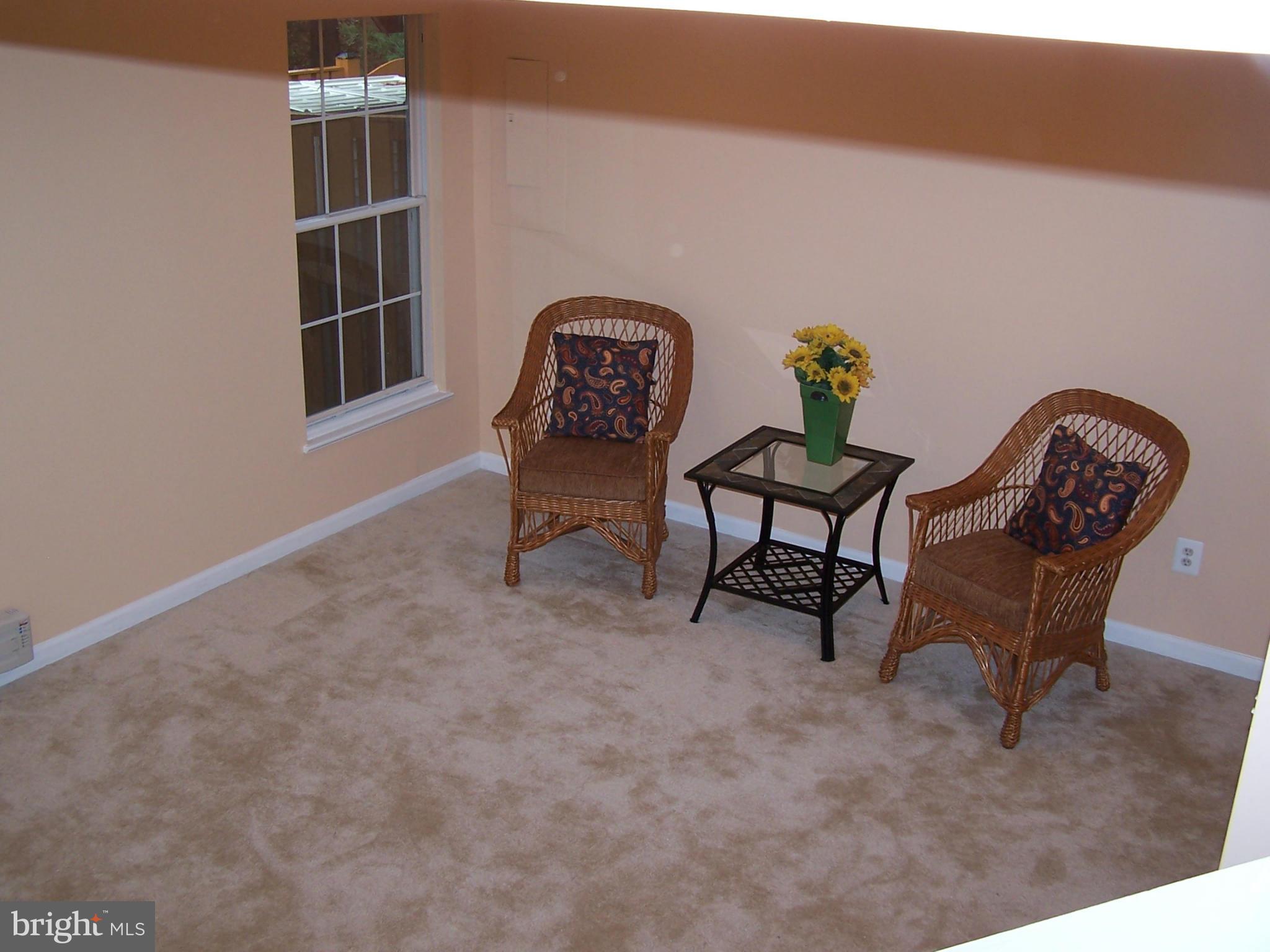 ISLAND CREEK - Residential