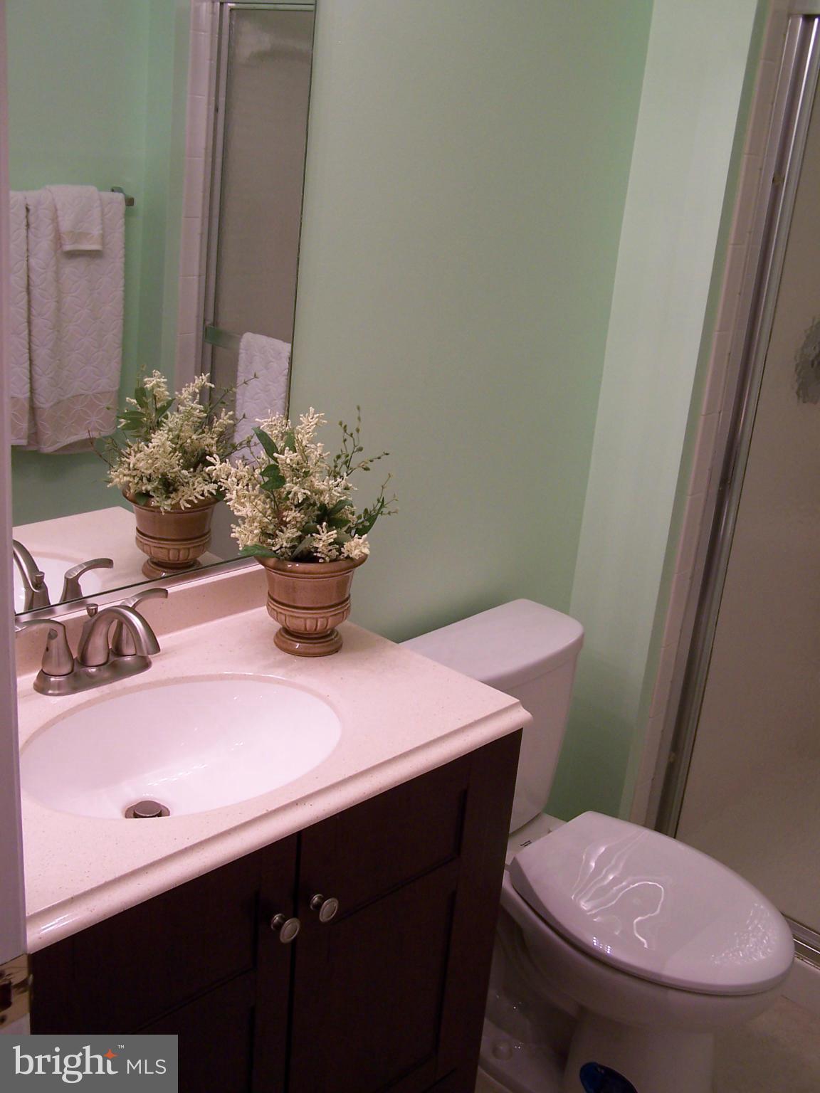 ISLAND CREEK - Residential