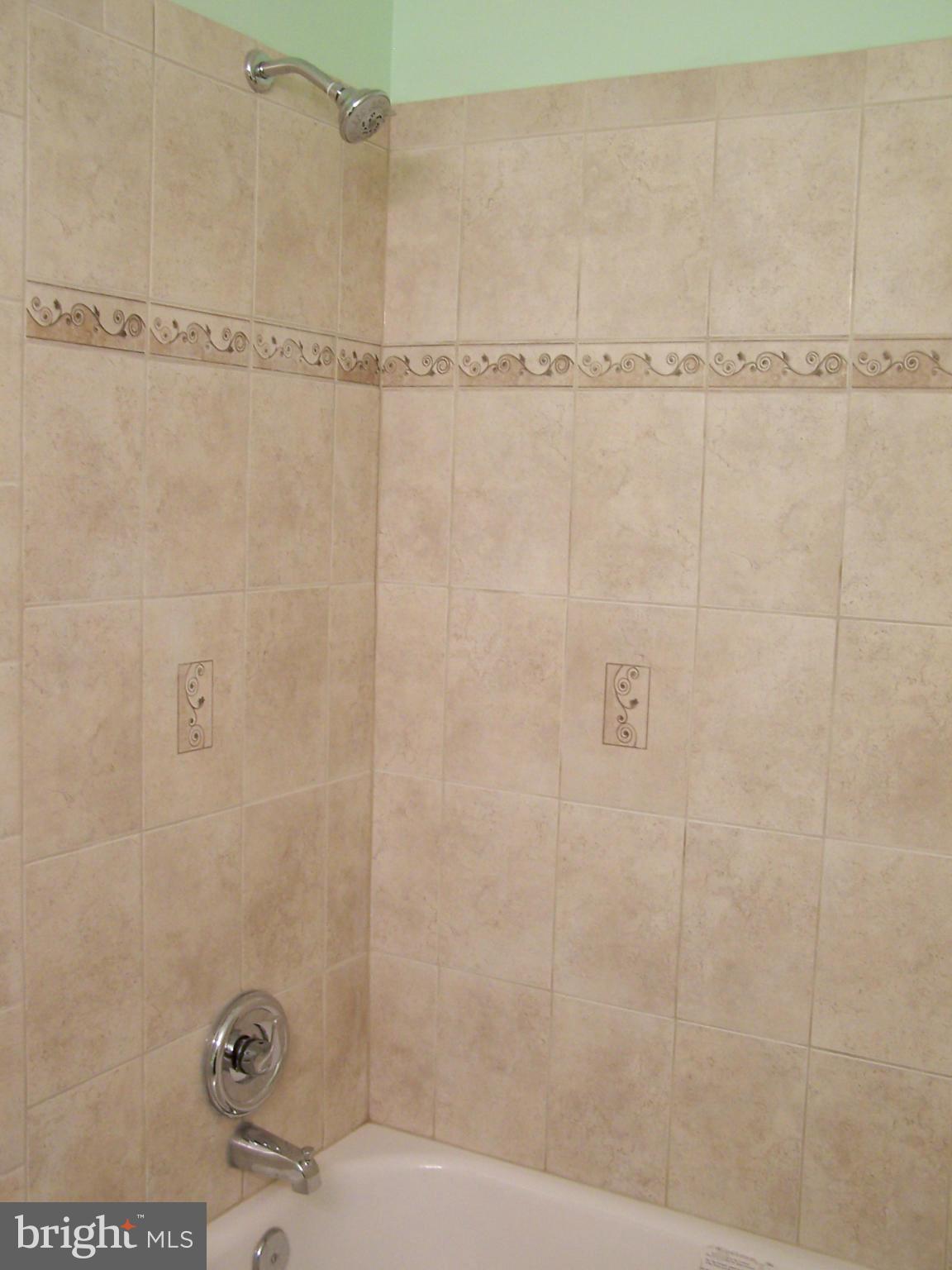 ISLAND CREEK - Residential