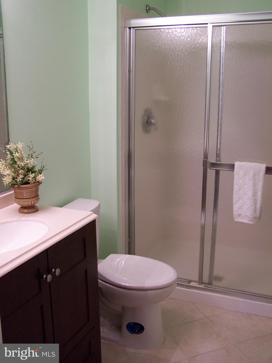 ISLAND CREEK - Residential