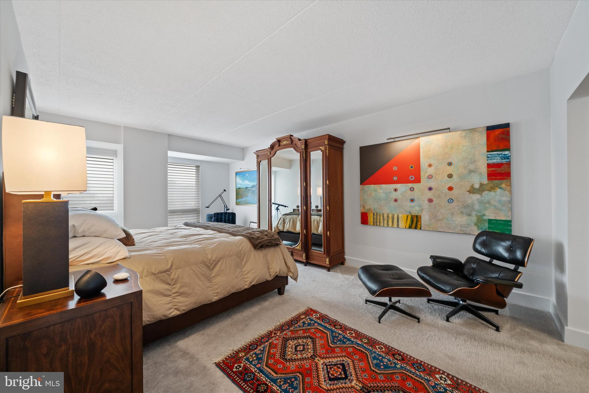 PARK PLAZA - Residential