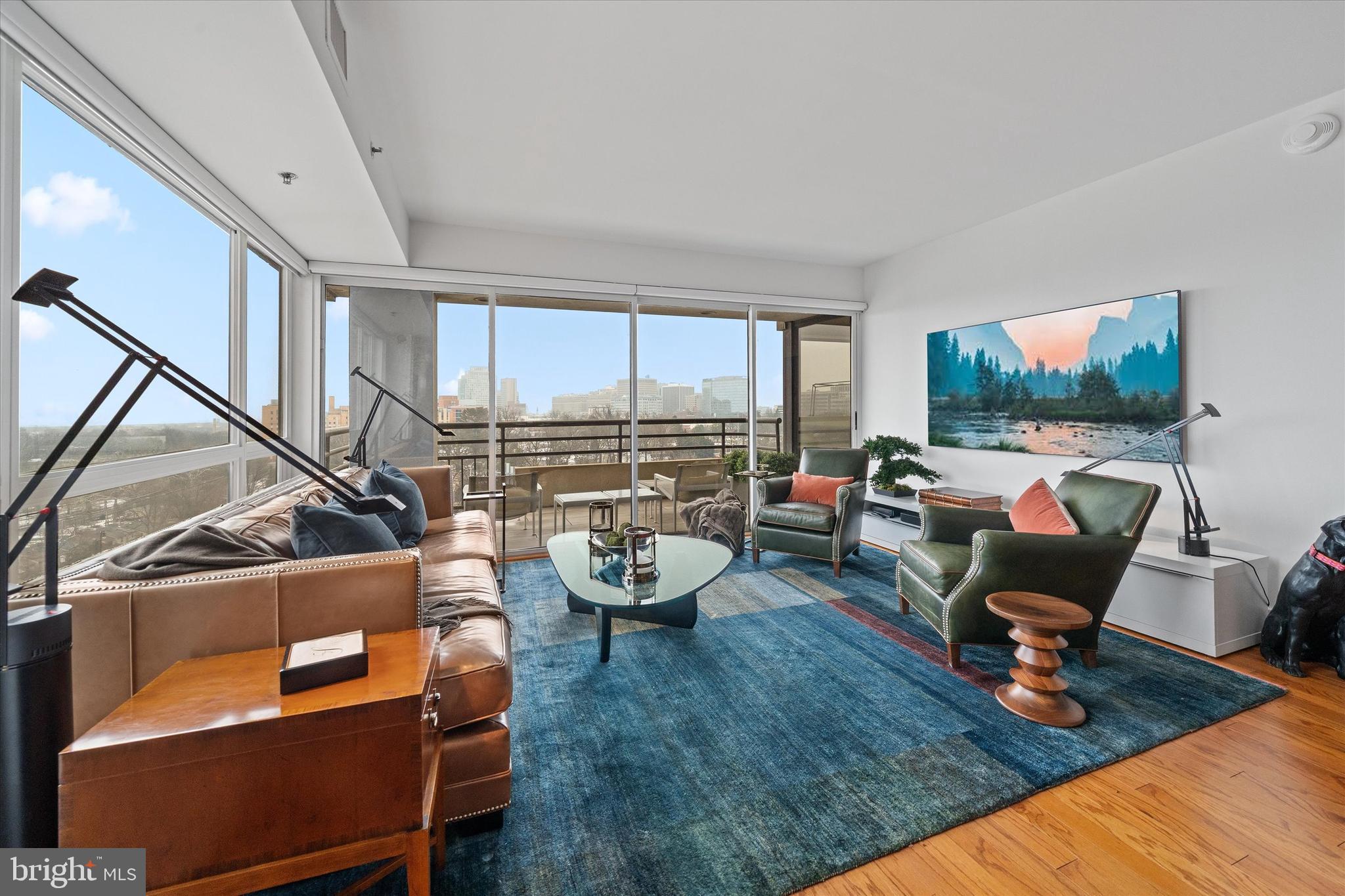 PARK PLAZA - Residential