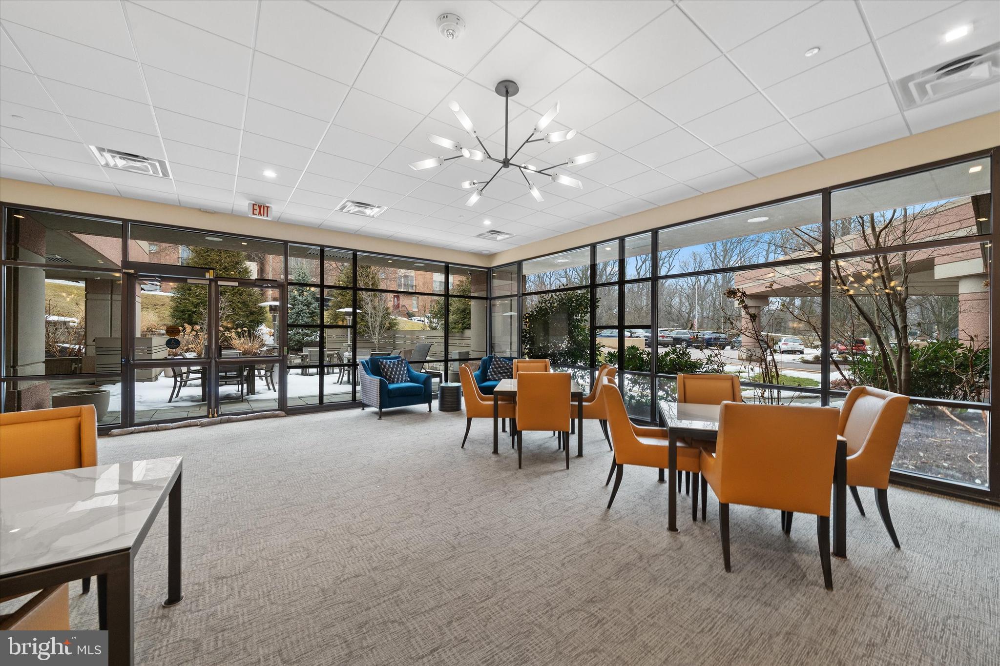 PARK PLAZA - Residential