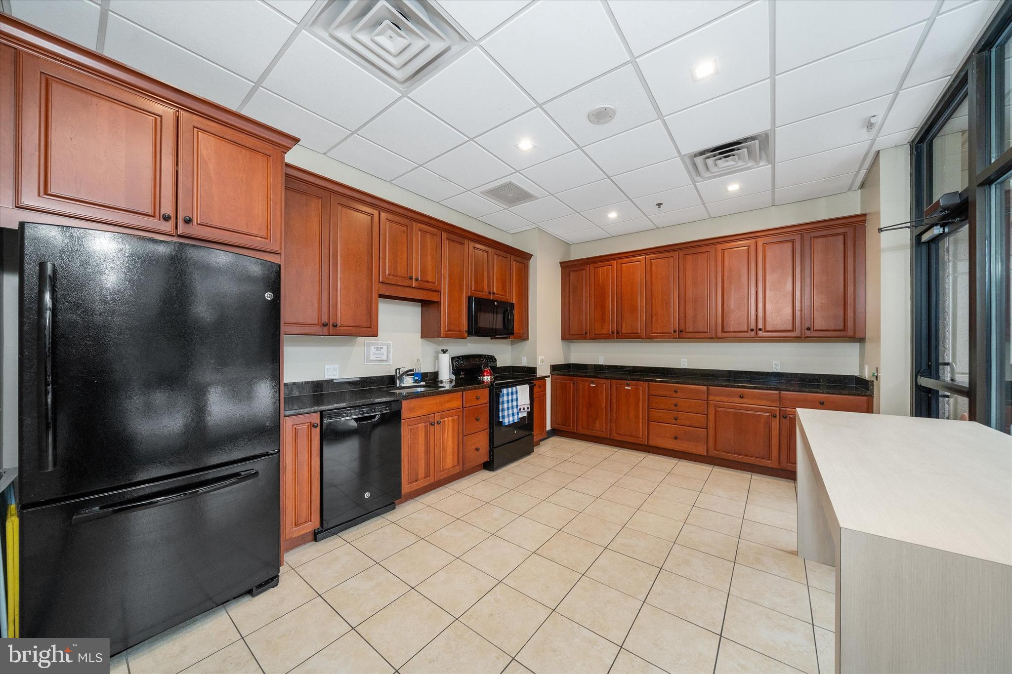 PARK PLAZA - Residential