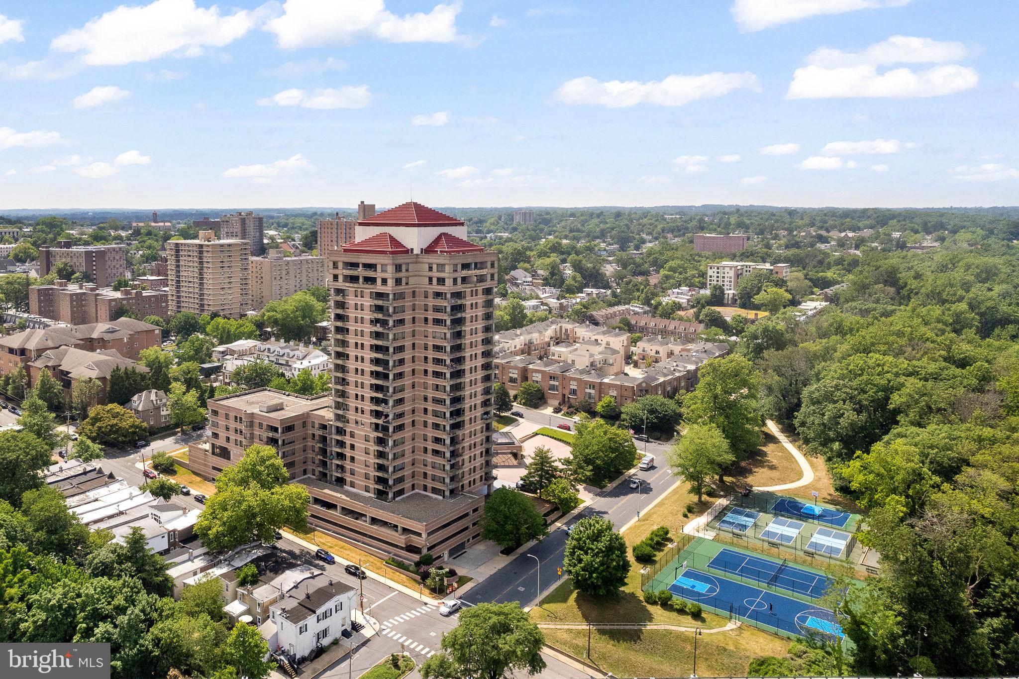 PARK PLAZA - Residential